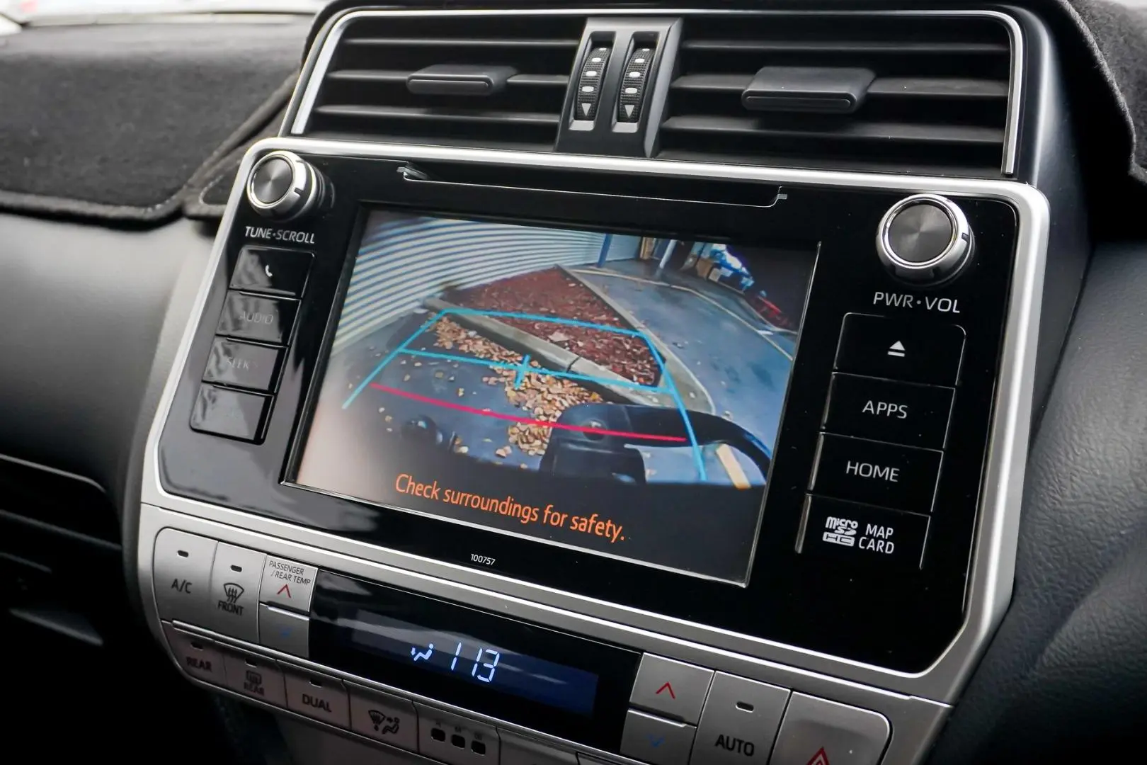 2018 Toyota Landcruiser Prado Gallery Image 26
