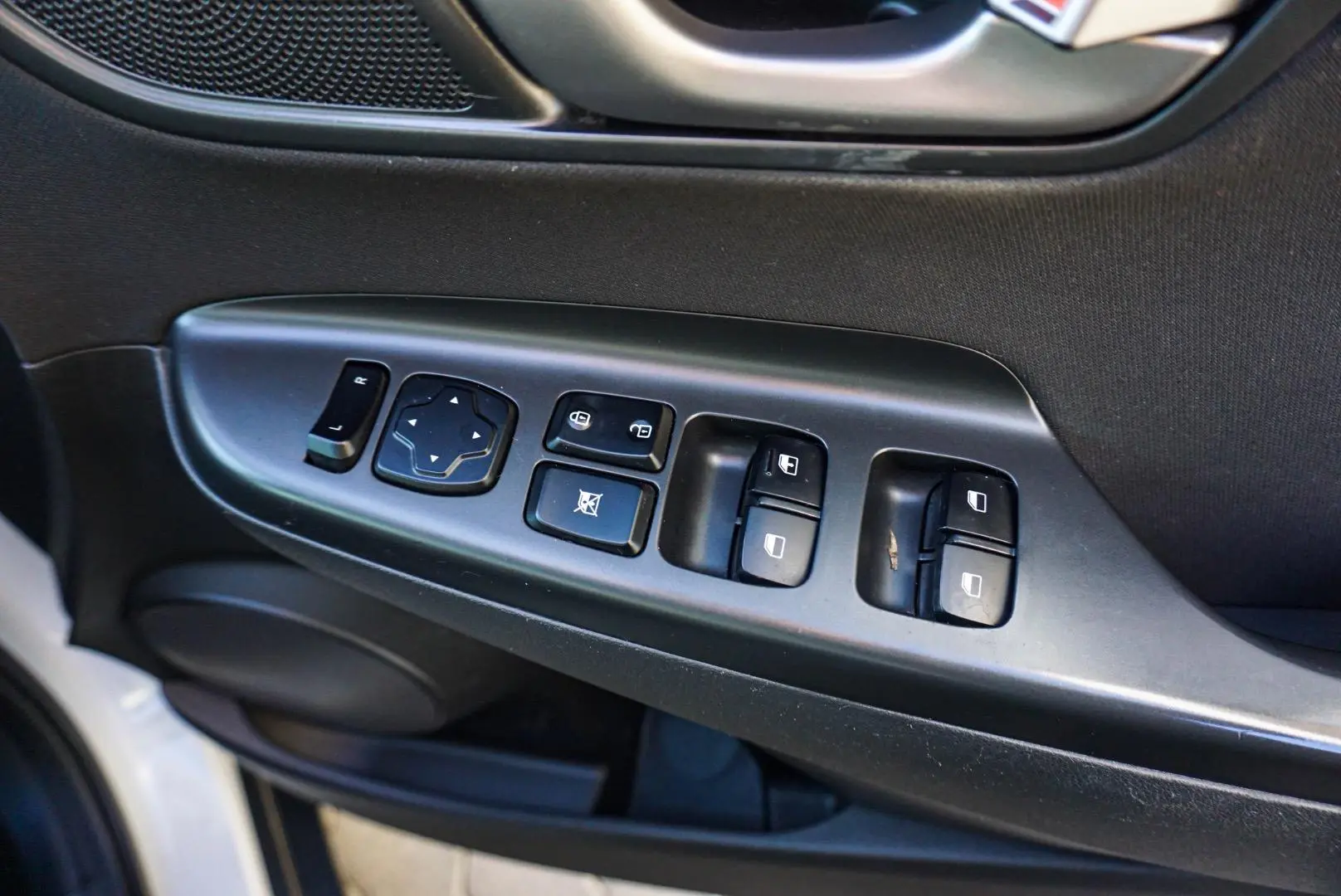 2020 Hyundai Kona Gallery Image 16
