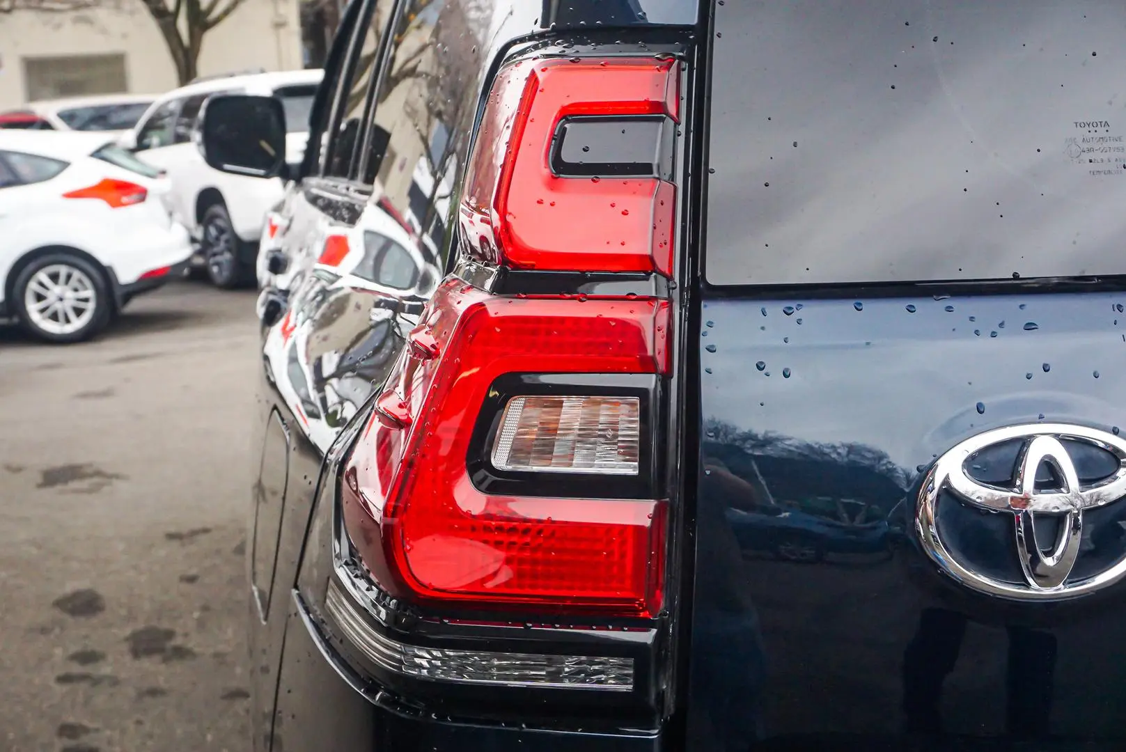 2021 Toyota Landcruiser Prado Gallery Image 14