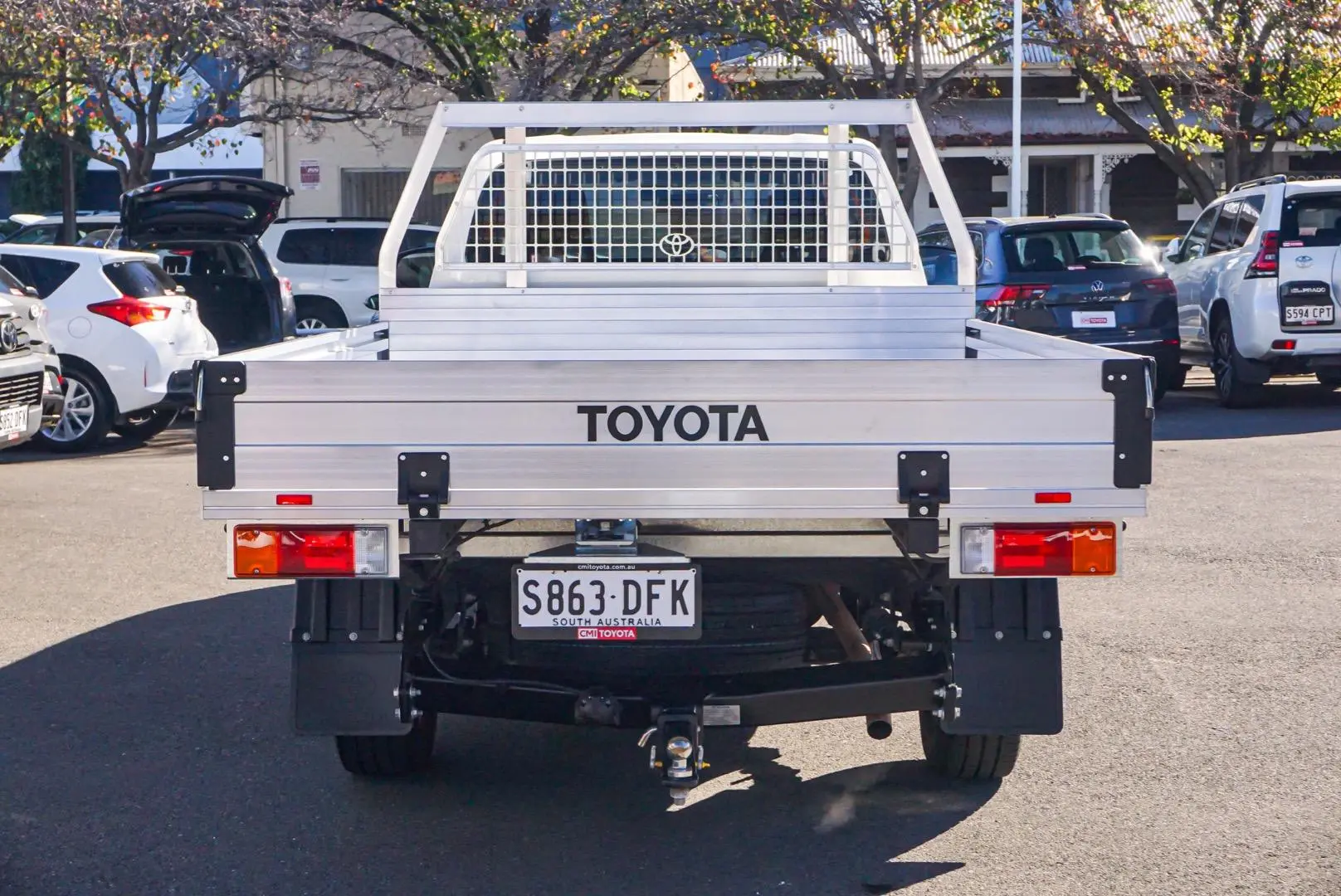 2021 Toyota Hilux Gallery Image 6