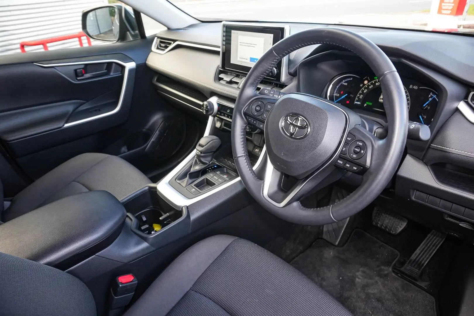 2022 Toyota RAV4 Gallery Image 16