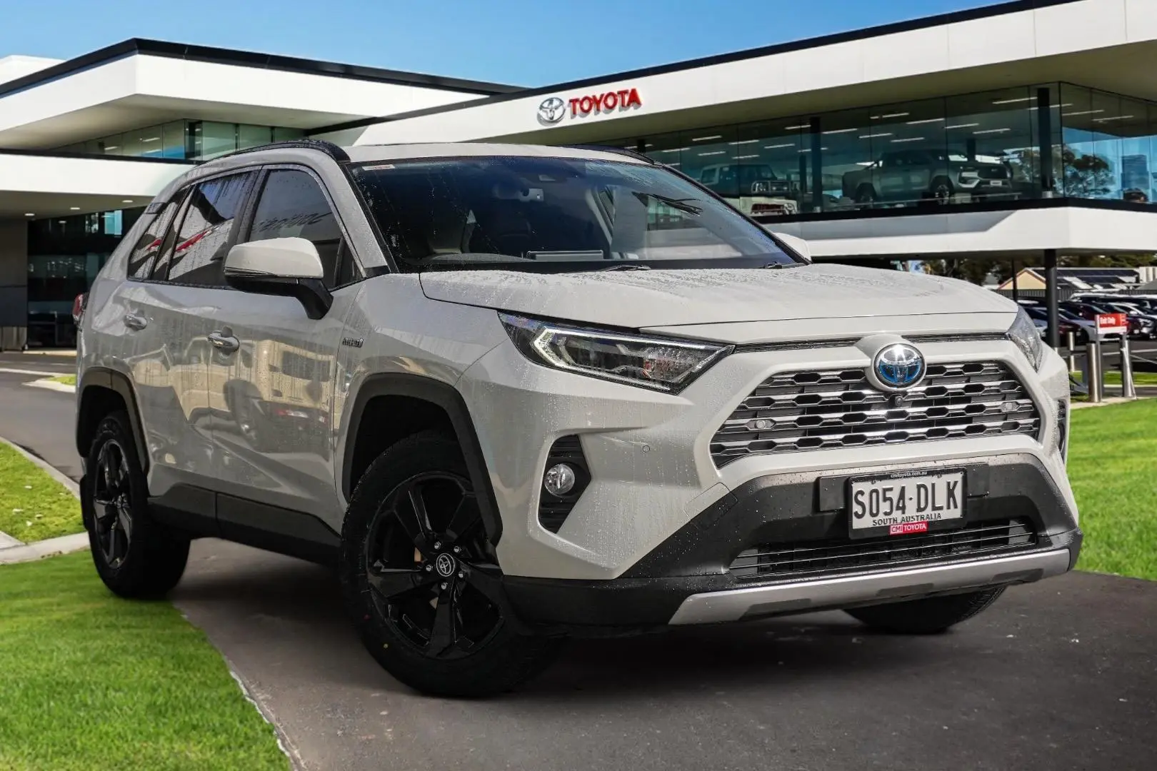 2020 Toyota RAV4 Image