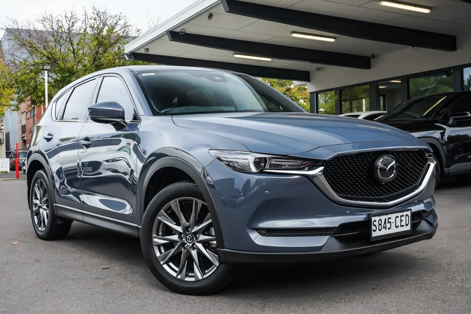 2020 Mazda CX-5 Gallery Image 2