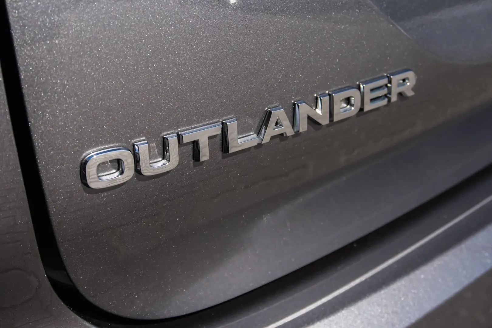 2023 Mitsubishi Outlander Gallery Image 14