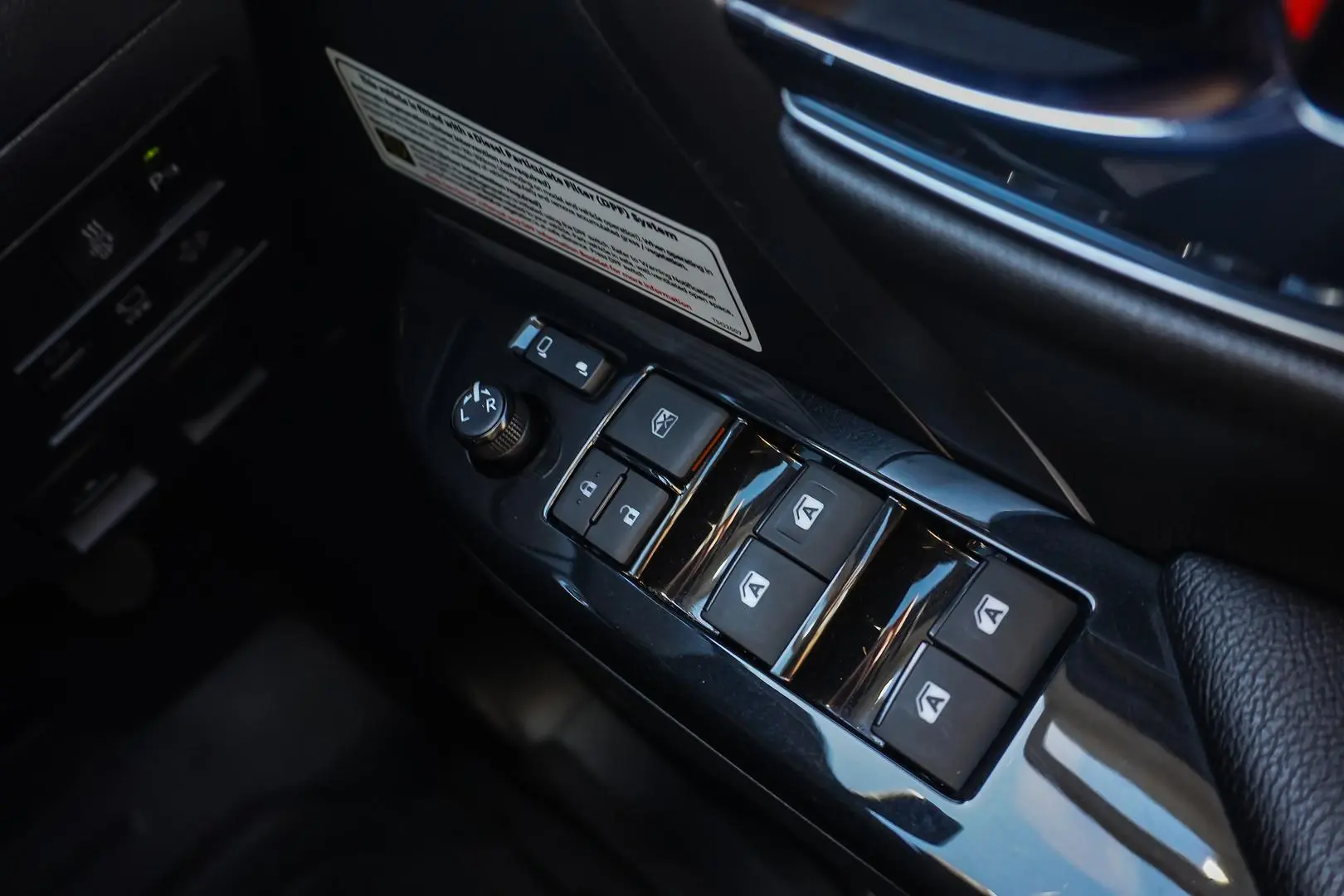 2021 Toyota Fortuner Gallery Image 17