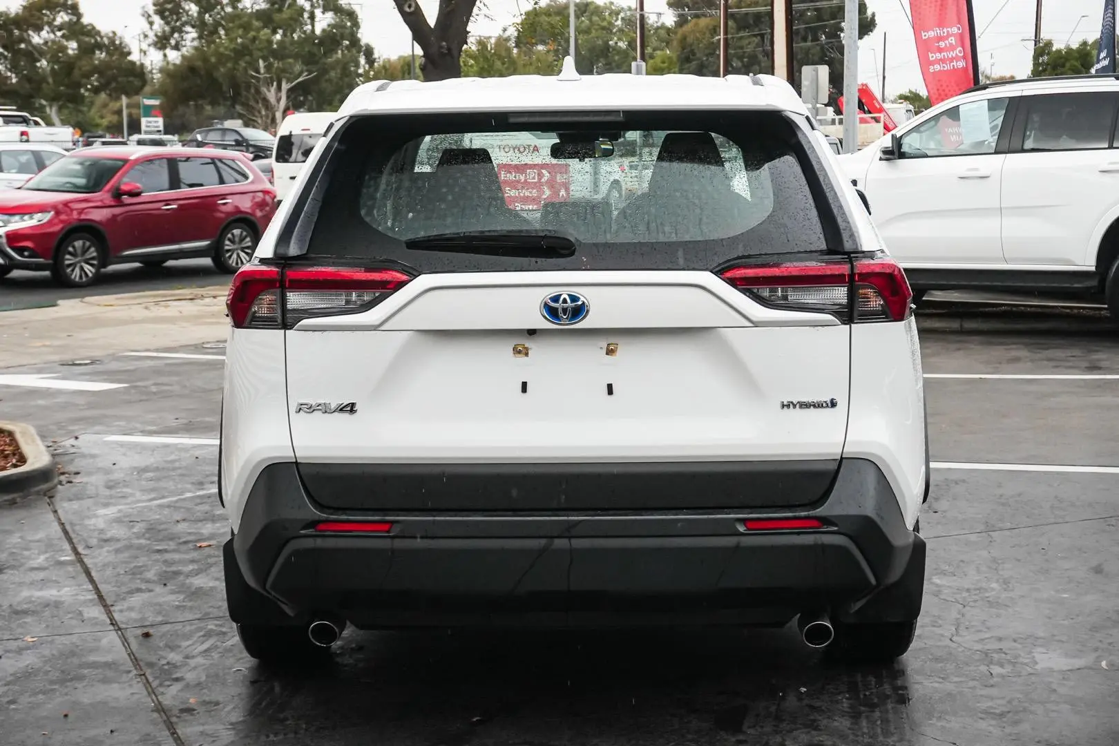 2024 Toyota RAV4 Gallery Image 6