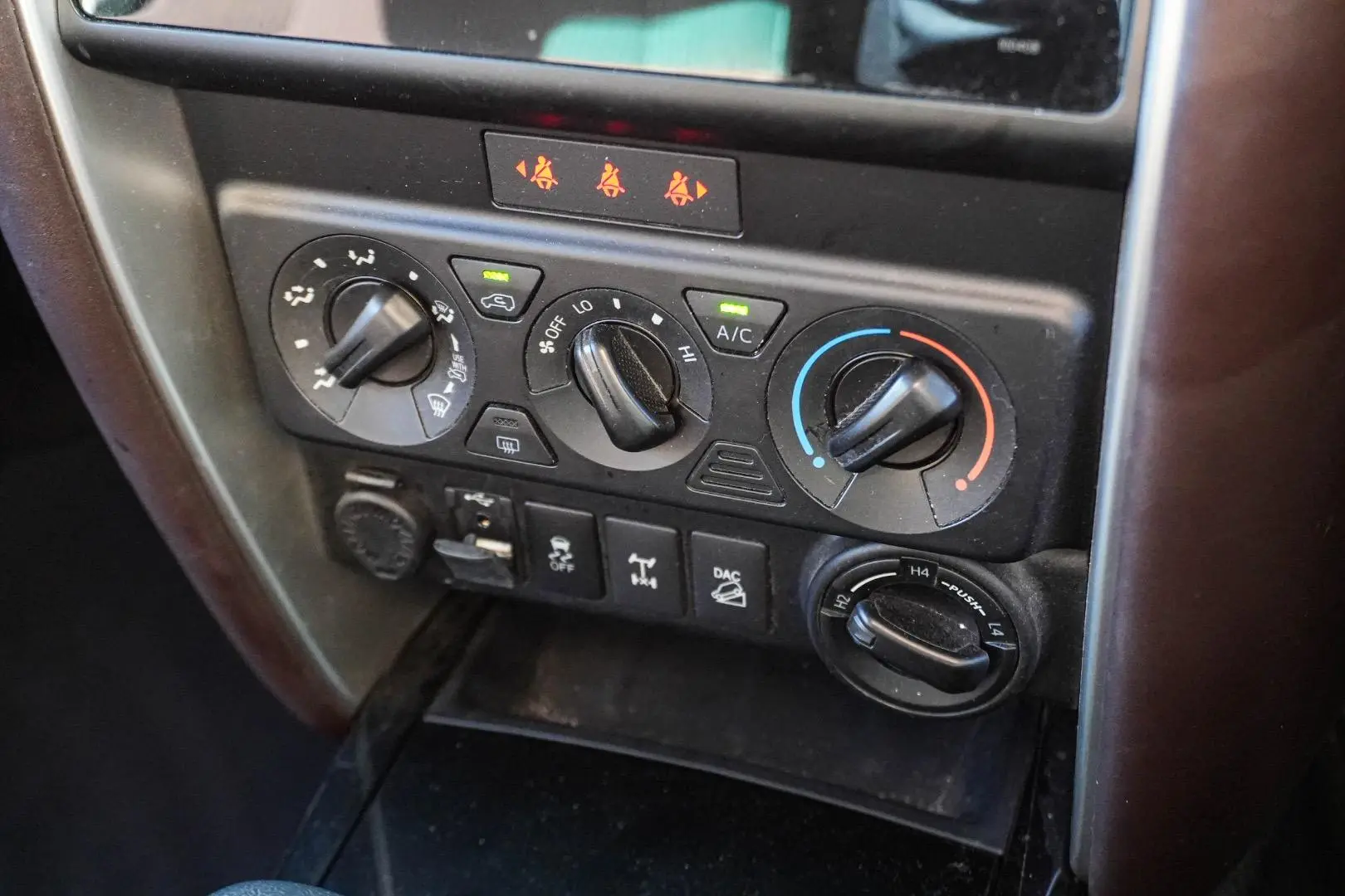 2016 Toyota Fortuner Gallery Image 20