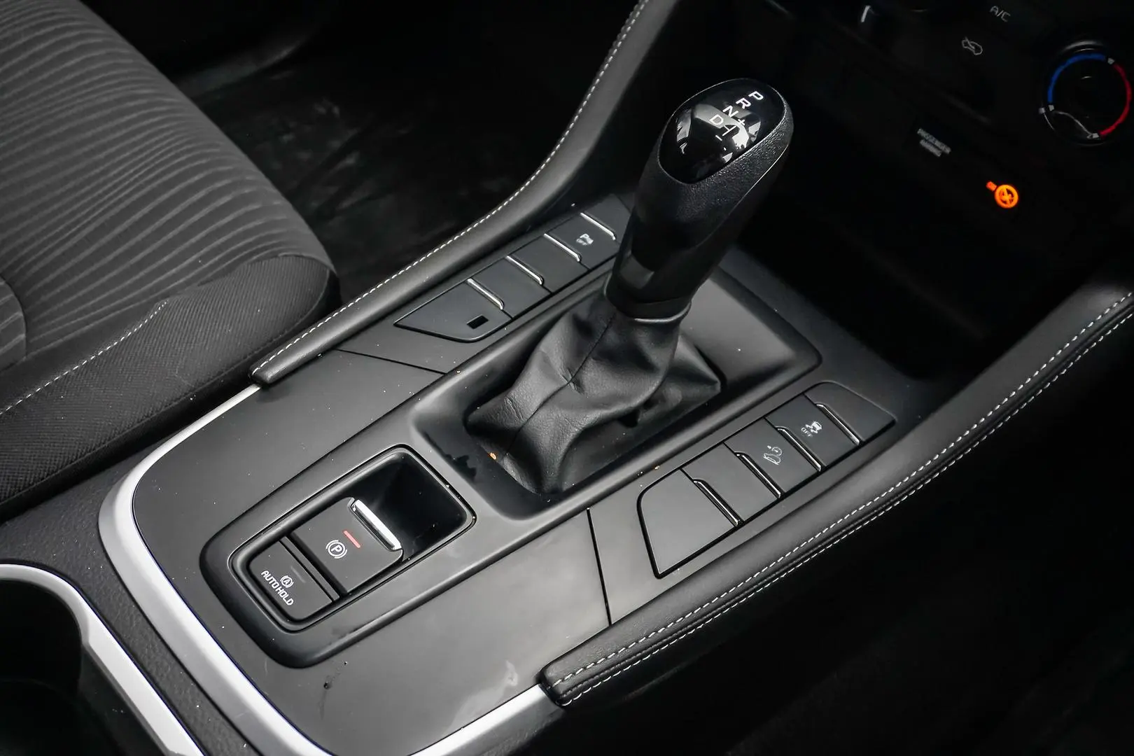 2025 Isuzu MU-X Gallery Image 20