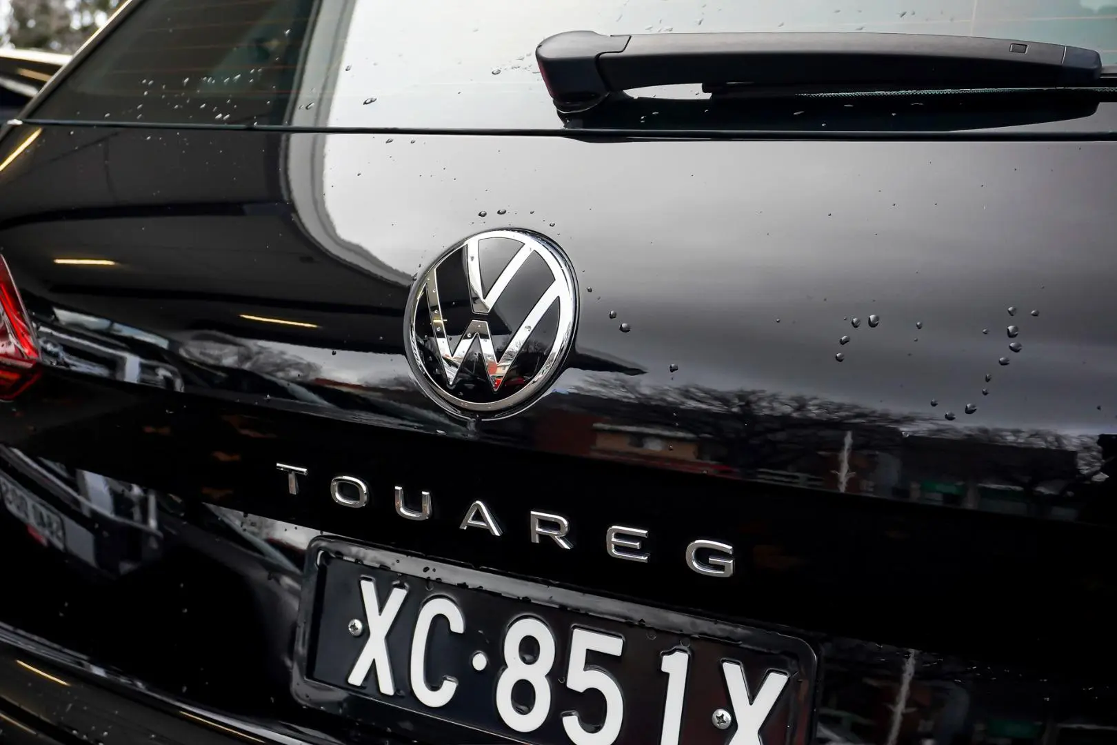 2022 Volkswagen Touareg Gallery Image 14