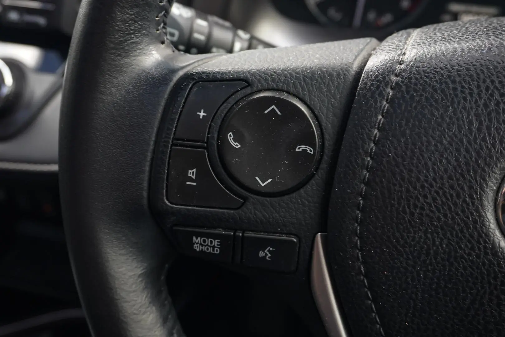 2016 Toyota RAV4 Gallery Image 20