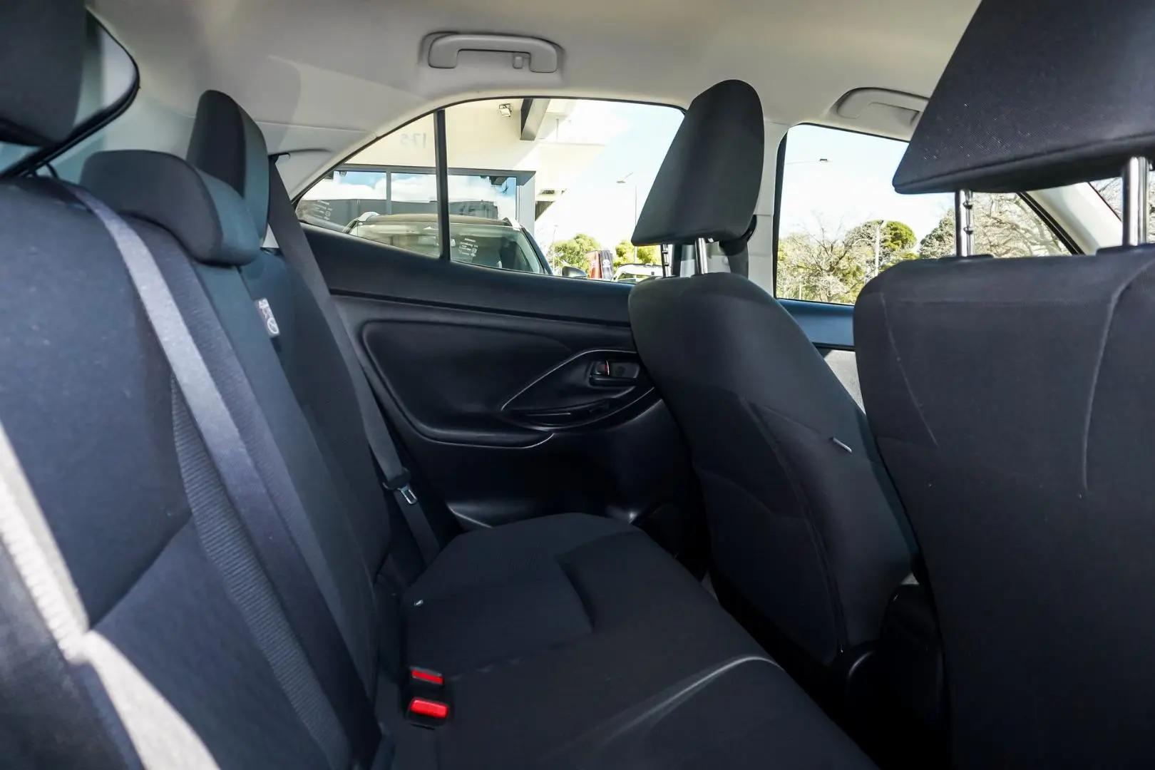 2025 Toyota Yaris Cross Gallery Image 7