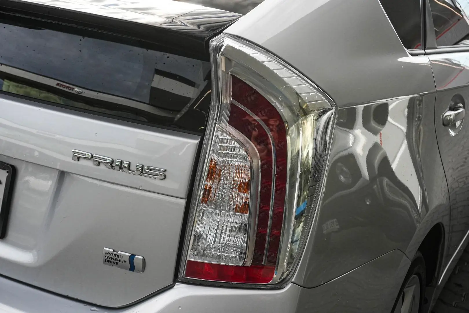 2014 Toyota Prius Gallery Image 14