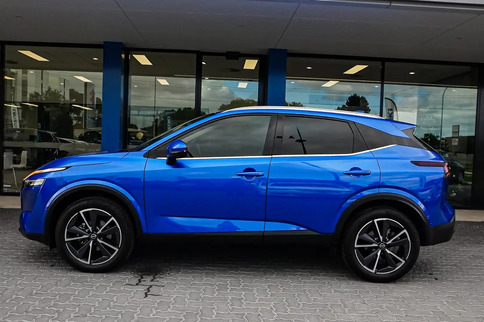 2023 Nissan QASHQAI Gallery Image 4