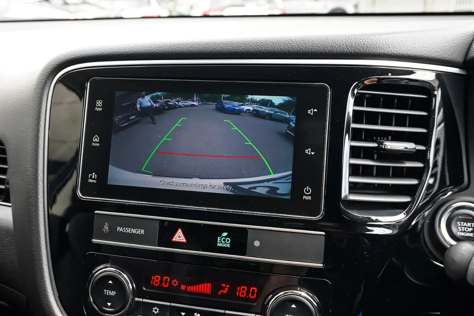 2018 Mitsubishi Outlander Gallery Image 23