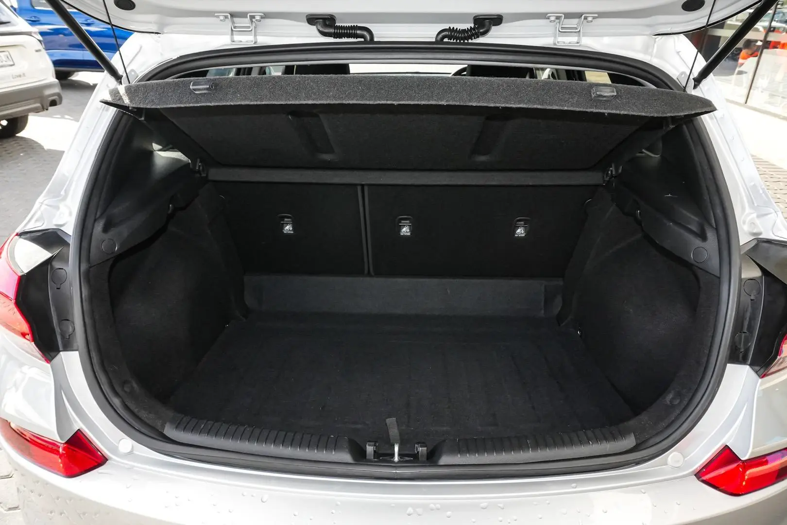 2017 Hyundai i30 Gallery Image 11