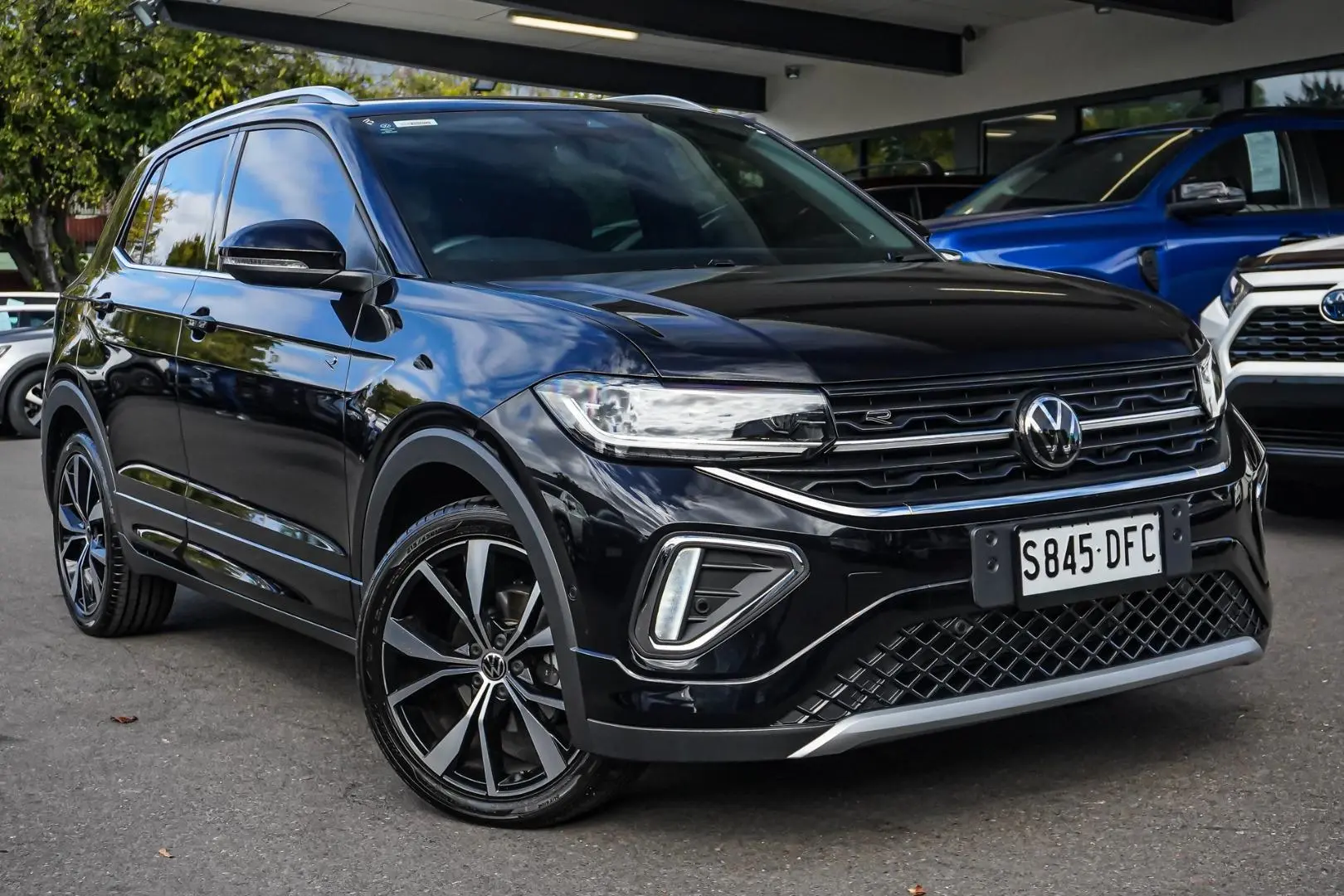 2024 Volkswagen T-Cross Gallery Image 2