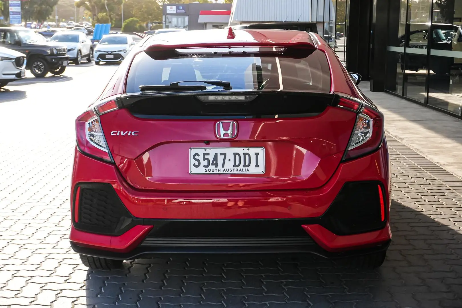 2018 Honda Civic Gallery Image 6