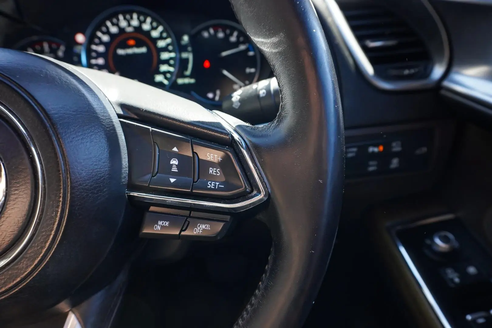 2020 Mazda CX-9 Gallery Image 19