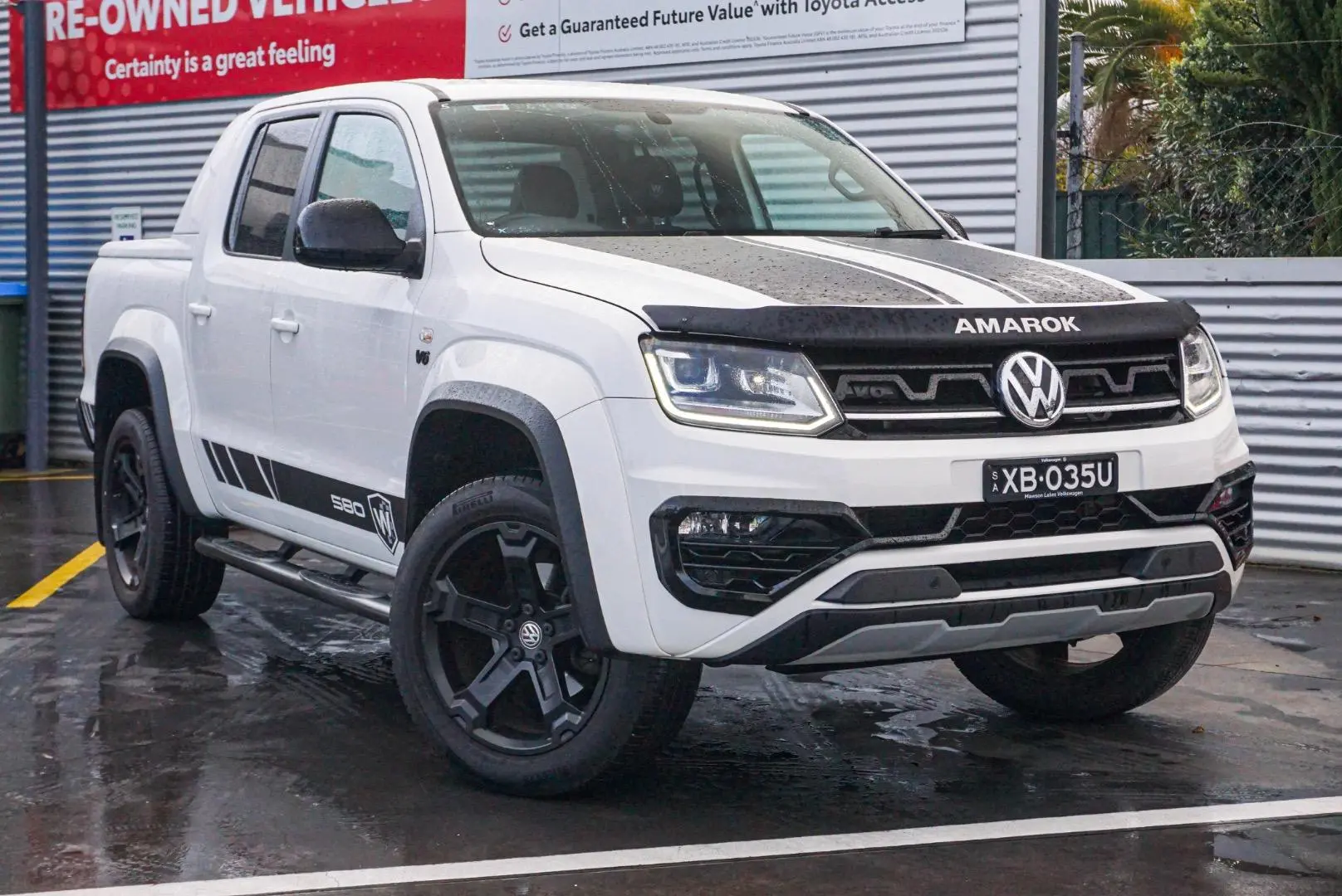 2021 Volkswagen Amarok Gallery Image 2
