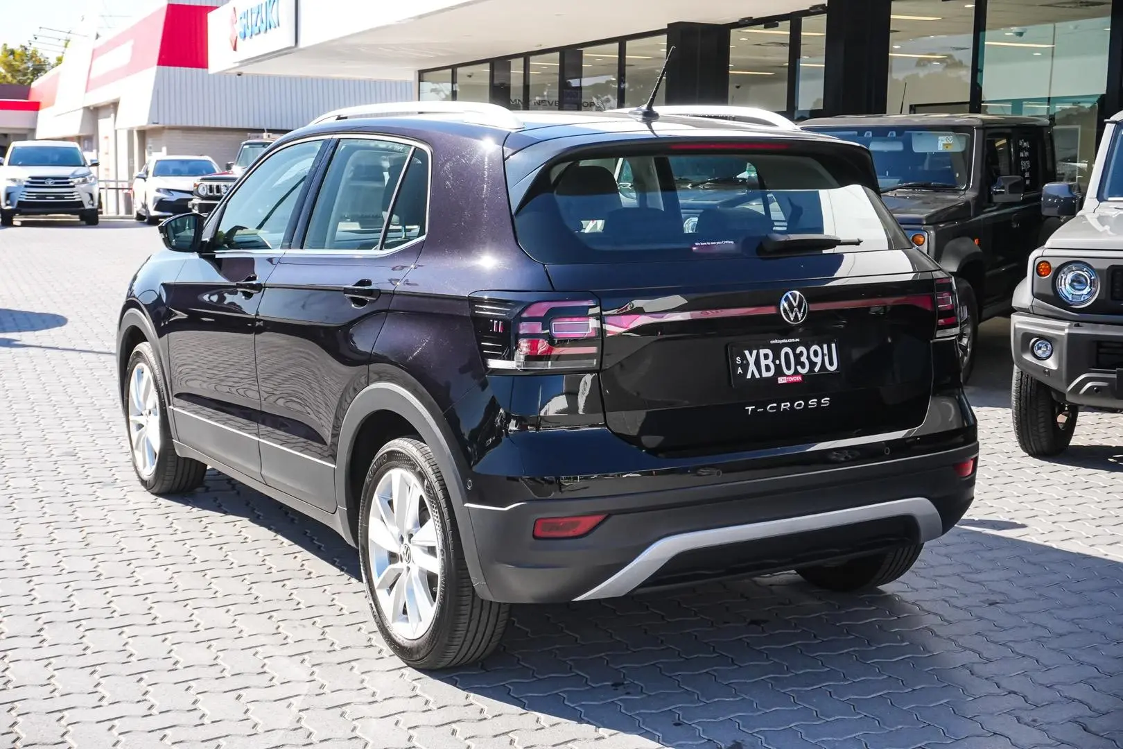 2020 Volkswagen T-Cross Gallery Image 3