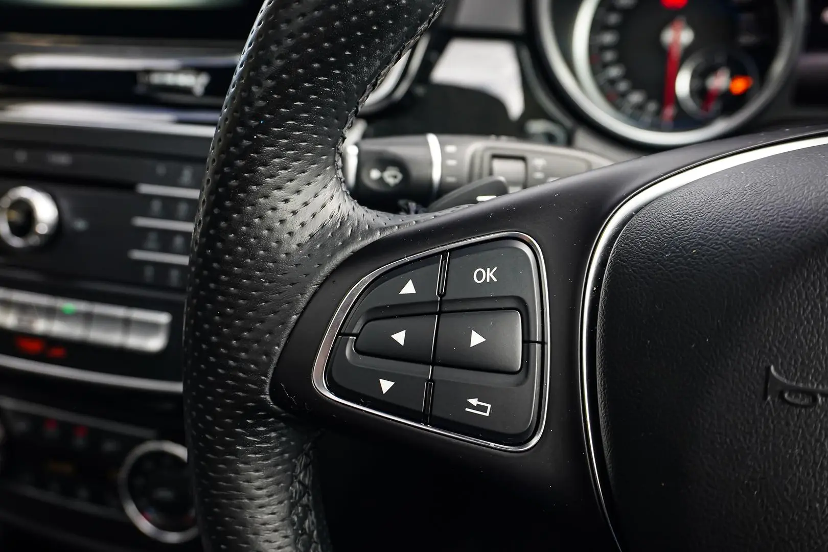 2017 Mercedes-Benz GLE-Class Gallery Image 20