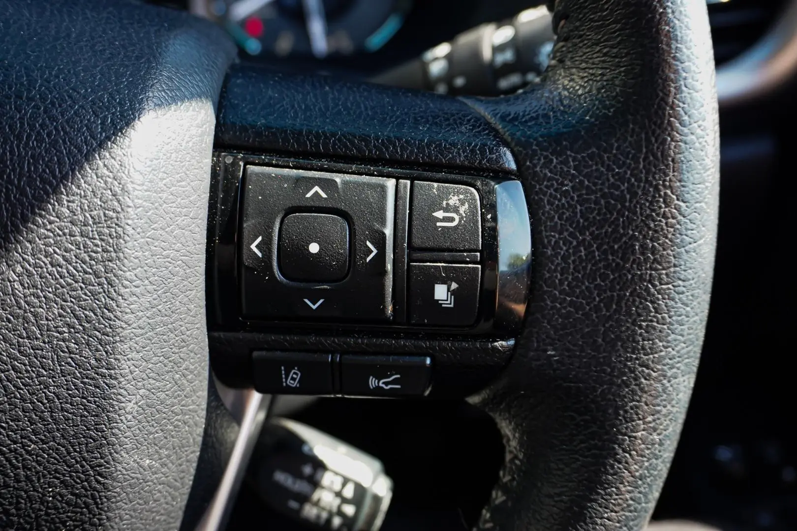 2022 Toyota Hilux Gallery Image 21