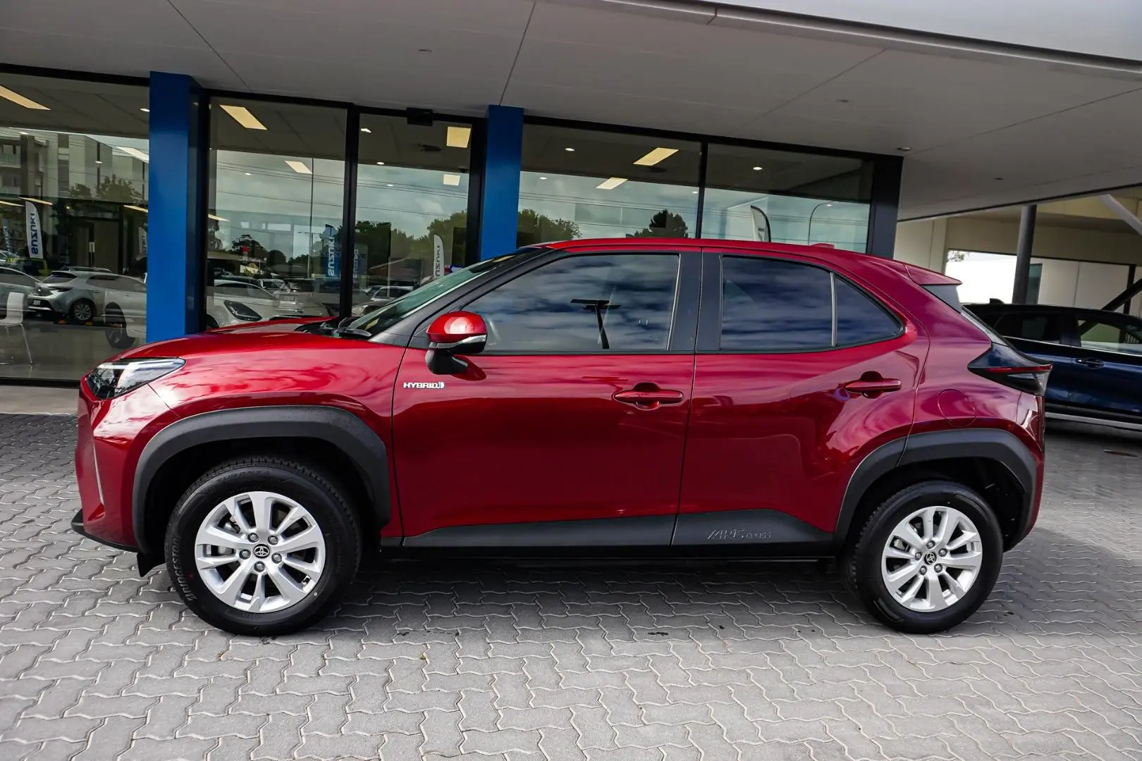 2021 Toyota Yaris Cross Gallery Image 4