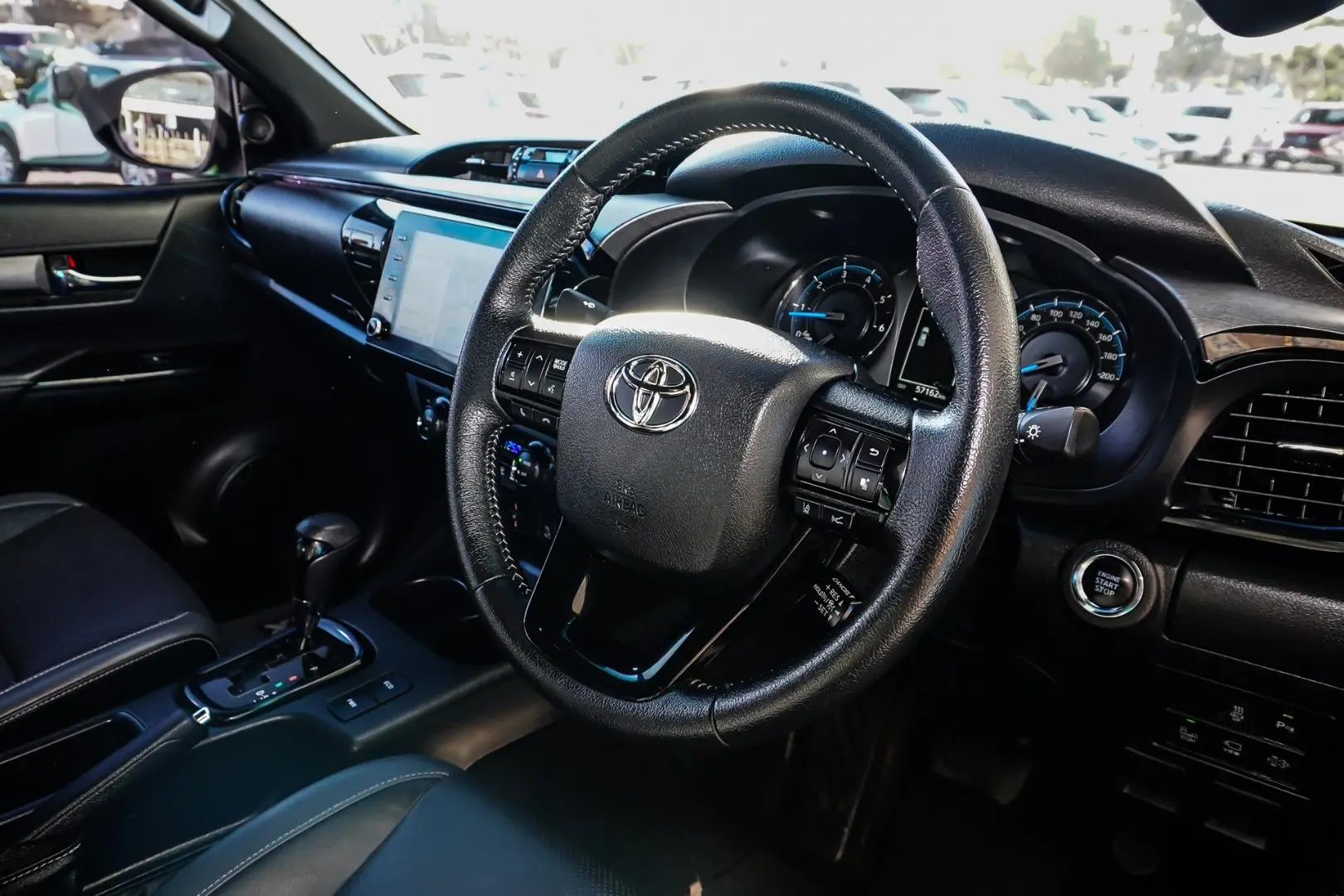 2022 Toyota Hilux Gallery Image 6