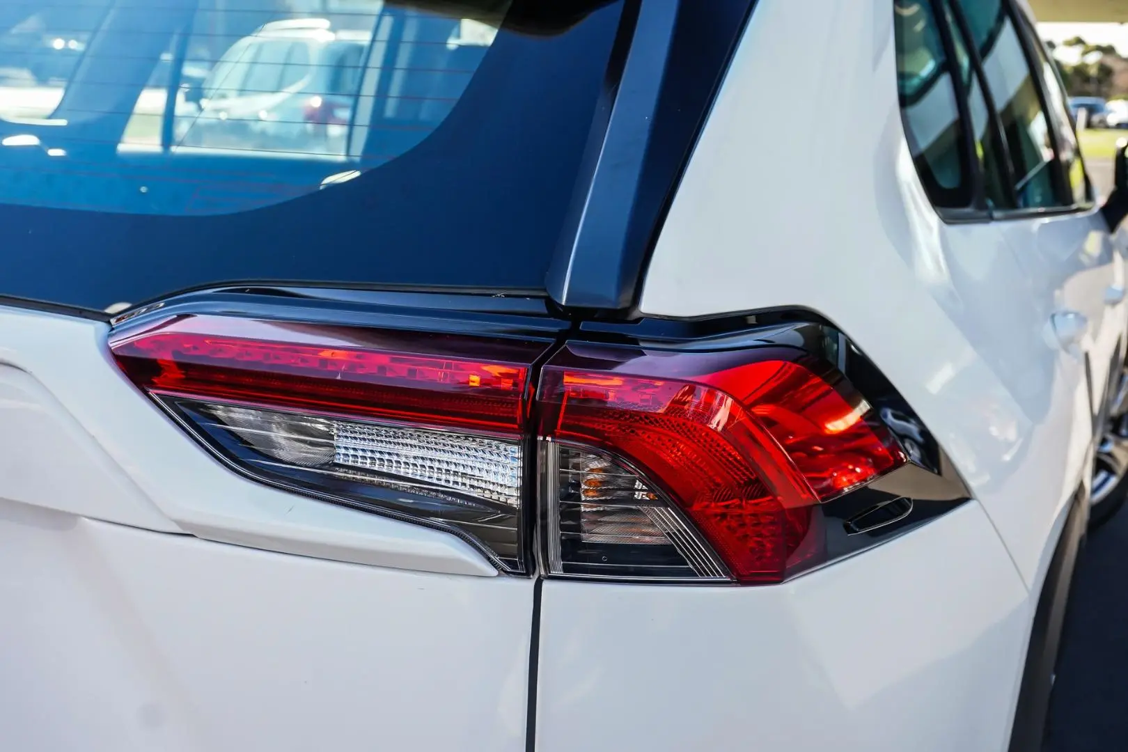 2022 Toyota RAV4 Gallery Image 14