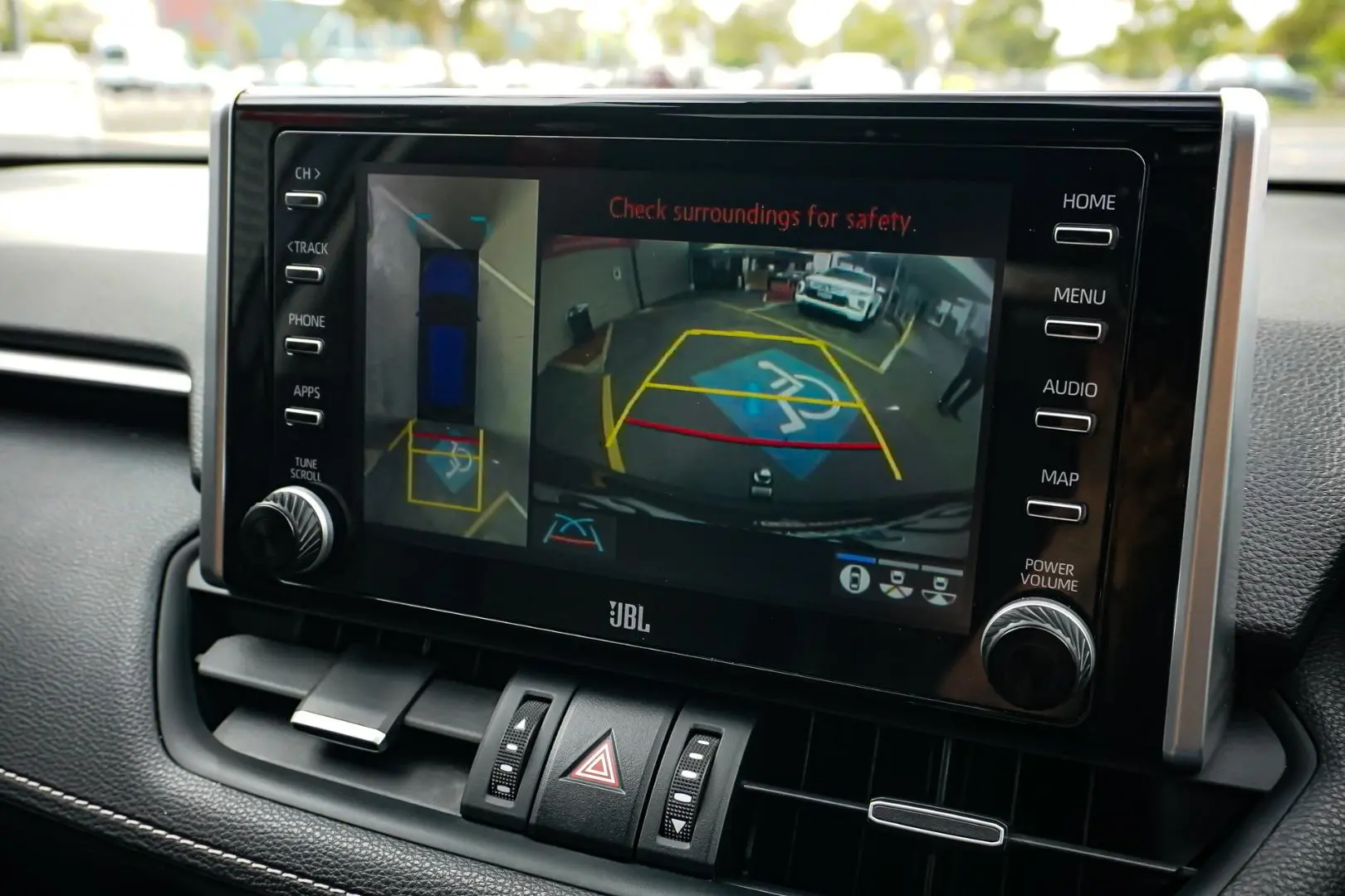 2020 Toyota RAV4 Gallery Image 25