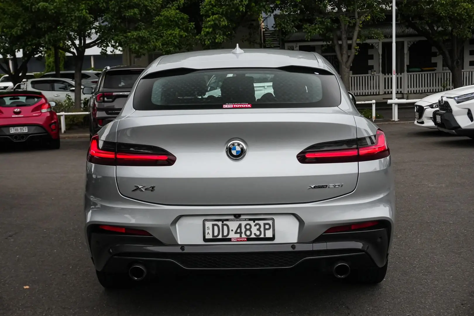 2019 BMW X4 Gallery Image 6