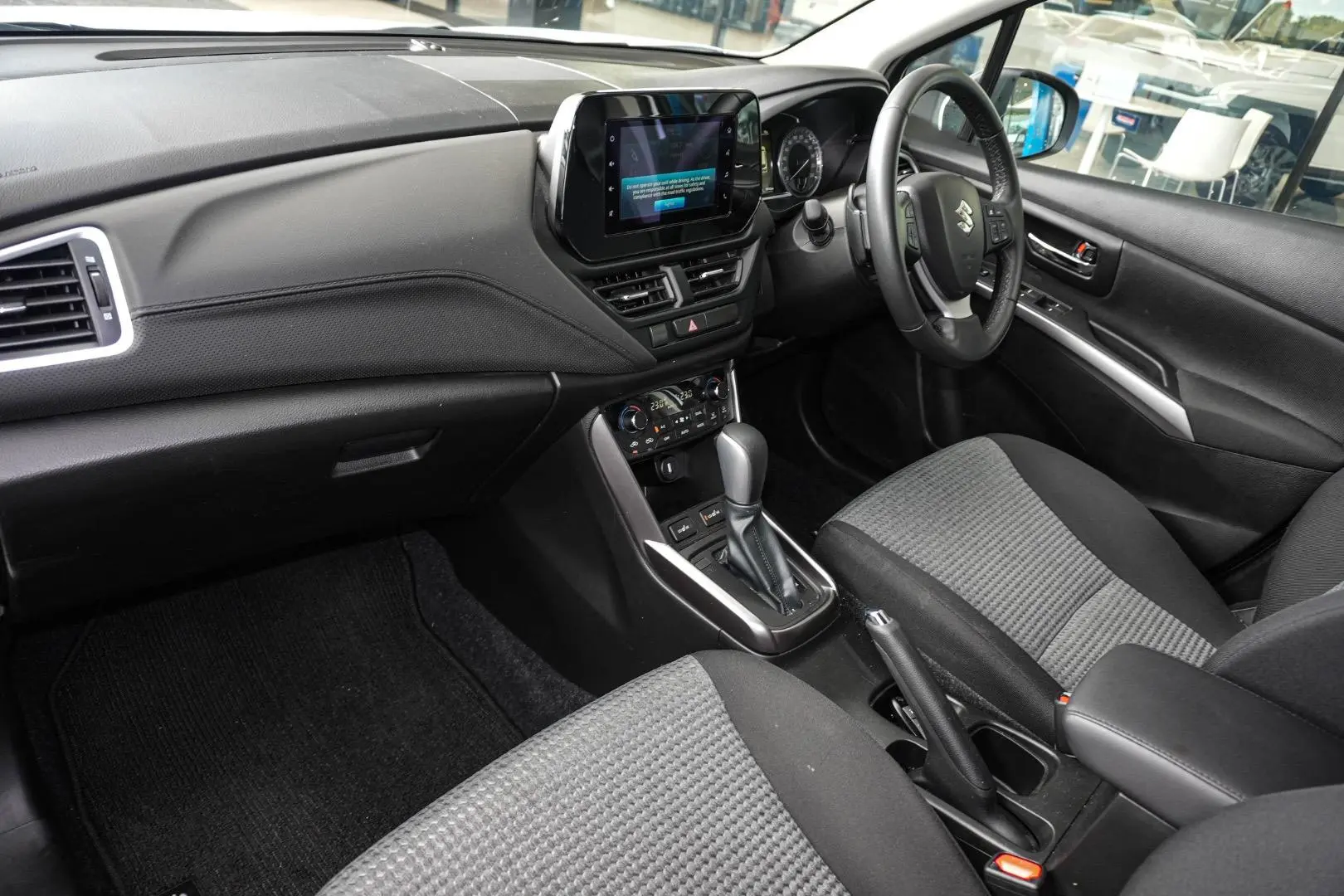 2024 Suzuki S-Cross Gallery Image 10