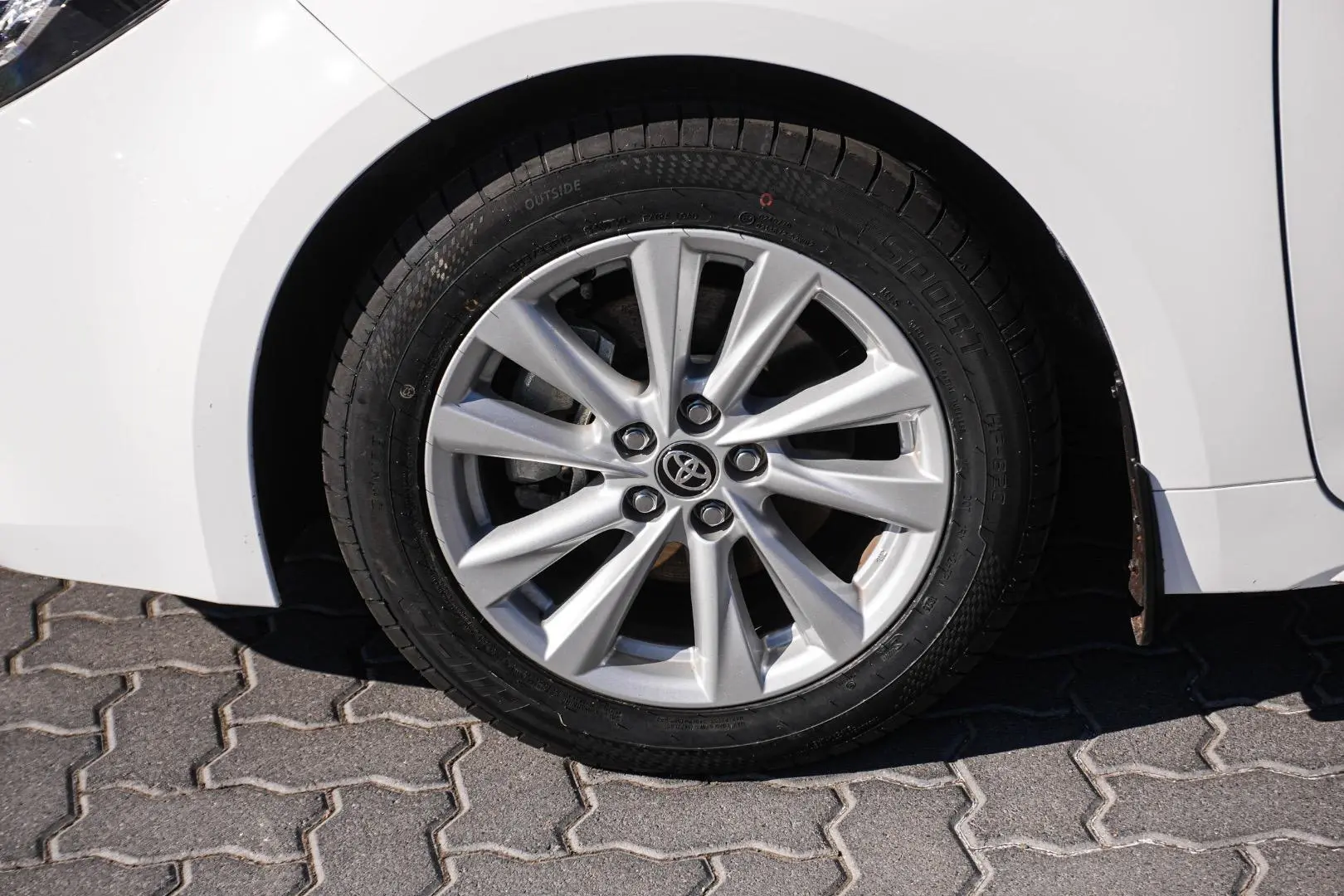 2025 Toyota Corolla Gallery Image 12