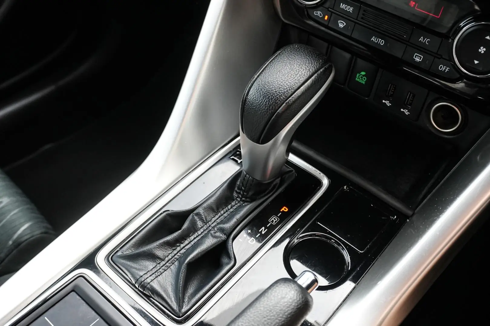 2020 Mitsubishi Eclipse Cross Gallery Image 20