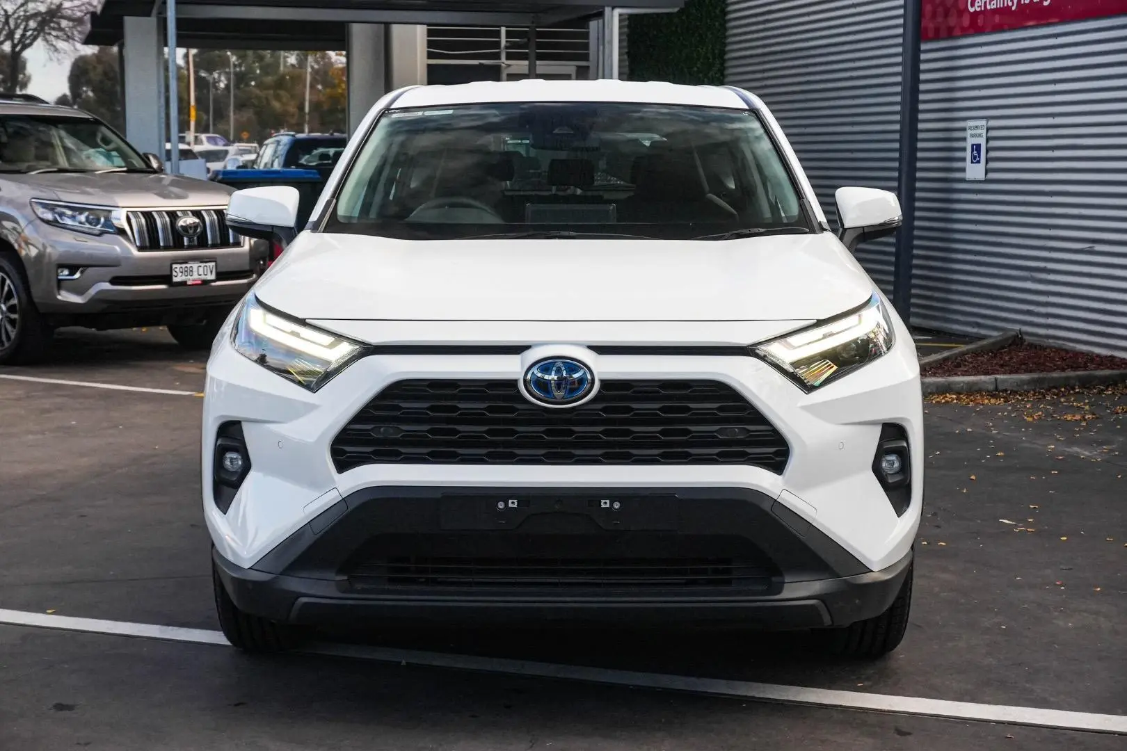 2024 Toyota RAV4 Gallery Image 5