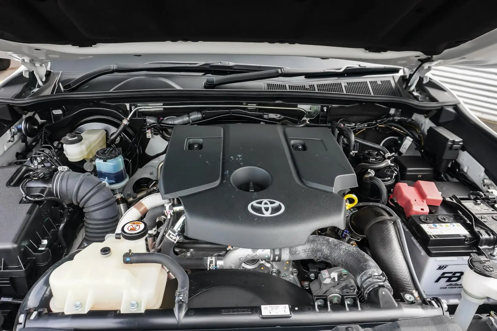 2024 Toyota Hilux Gallery Image 25