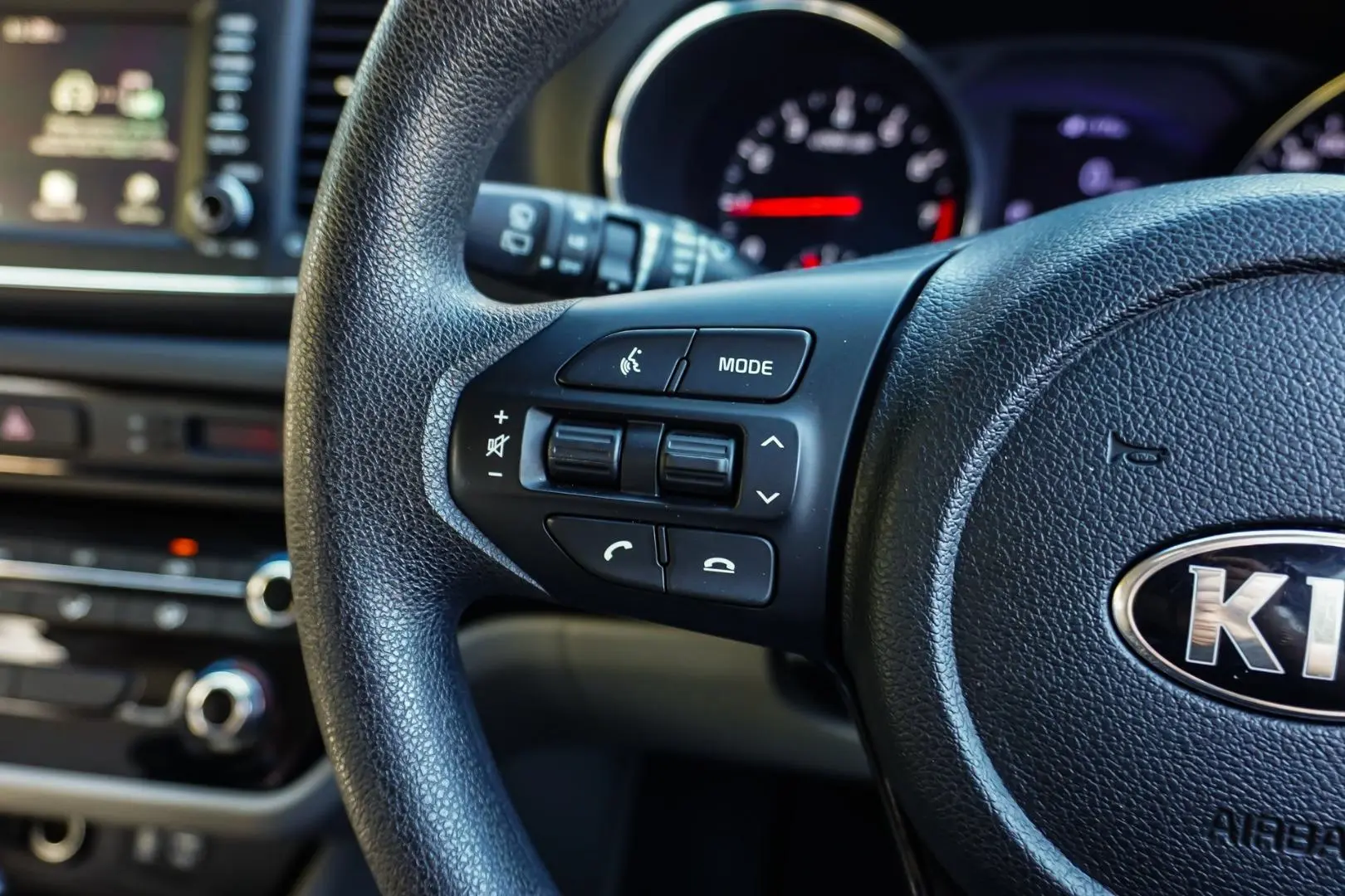 2020 Kia Carnival Gallery Image 20