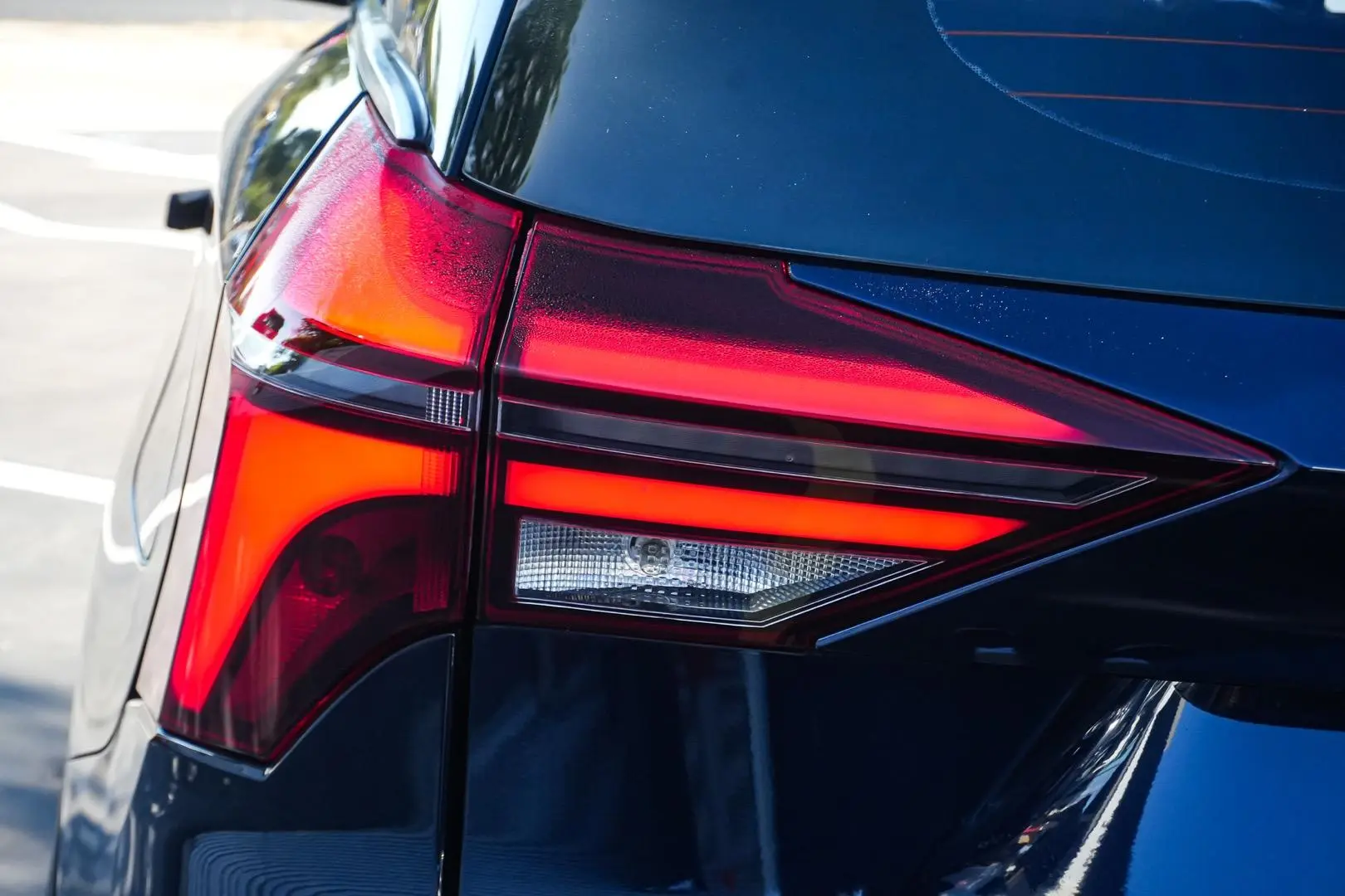 2023 Mahindra XUV700 Gallery Image 14