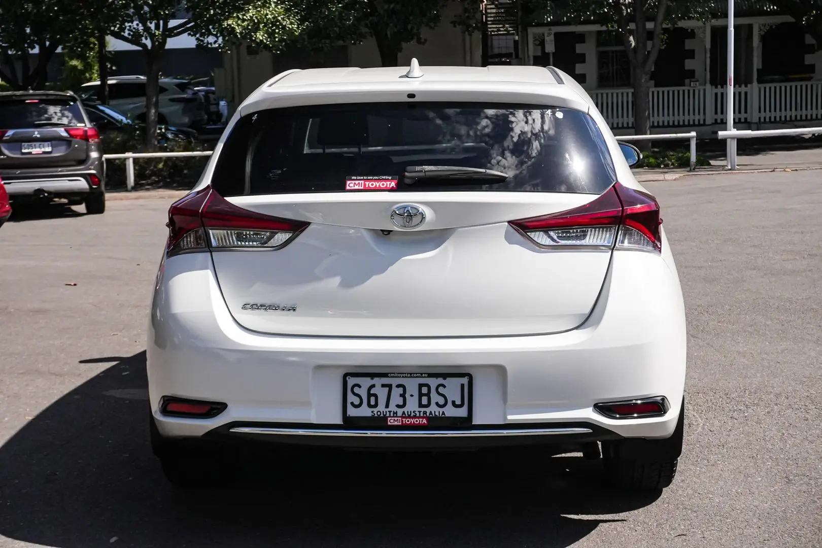 2017 Toyota Corolla Gallery Image 6