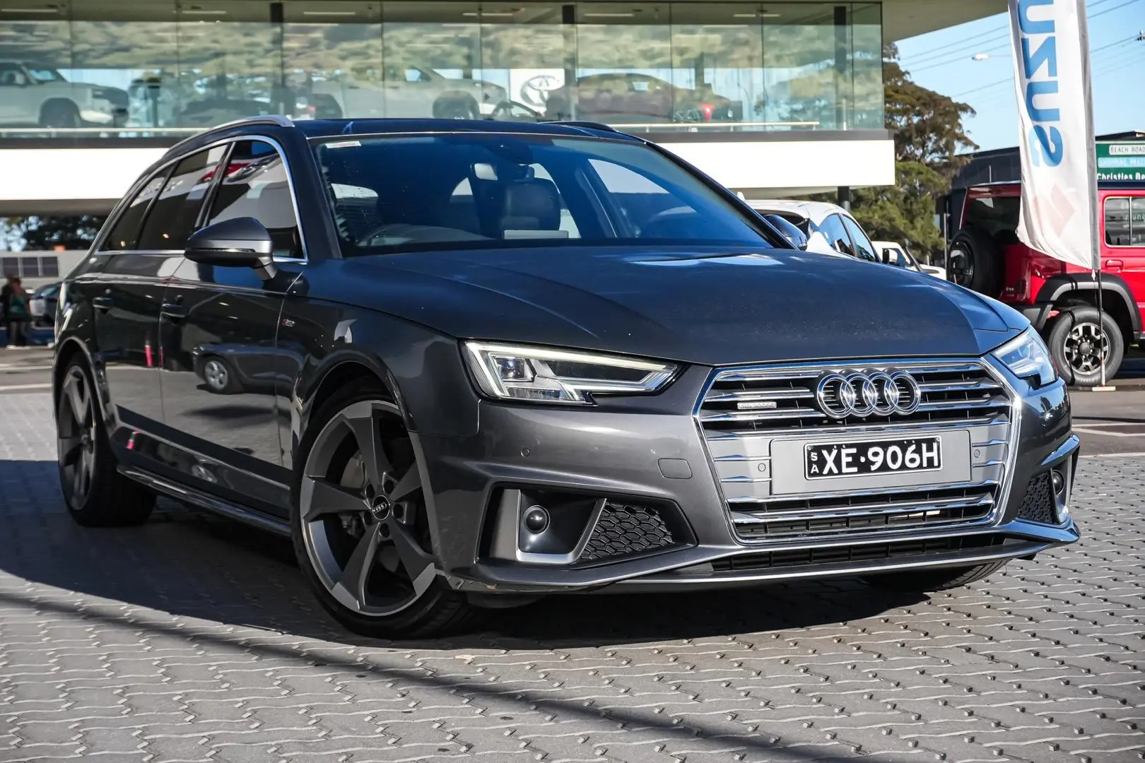 2019 Audi A4 Gallery Image 2