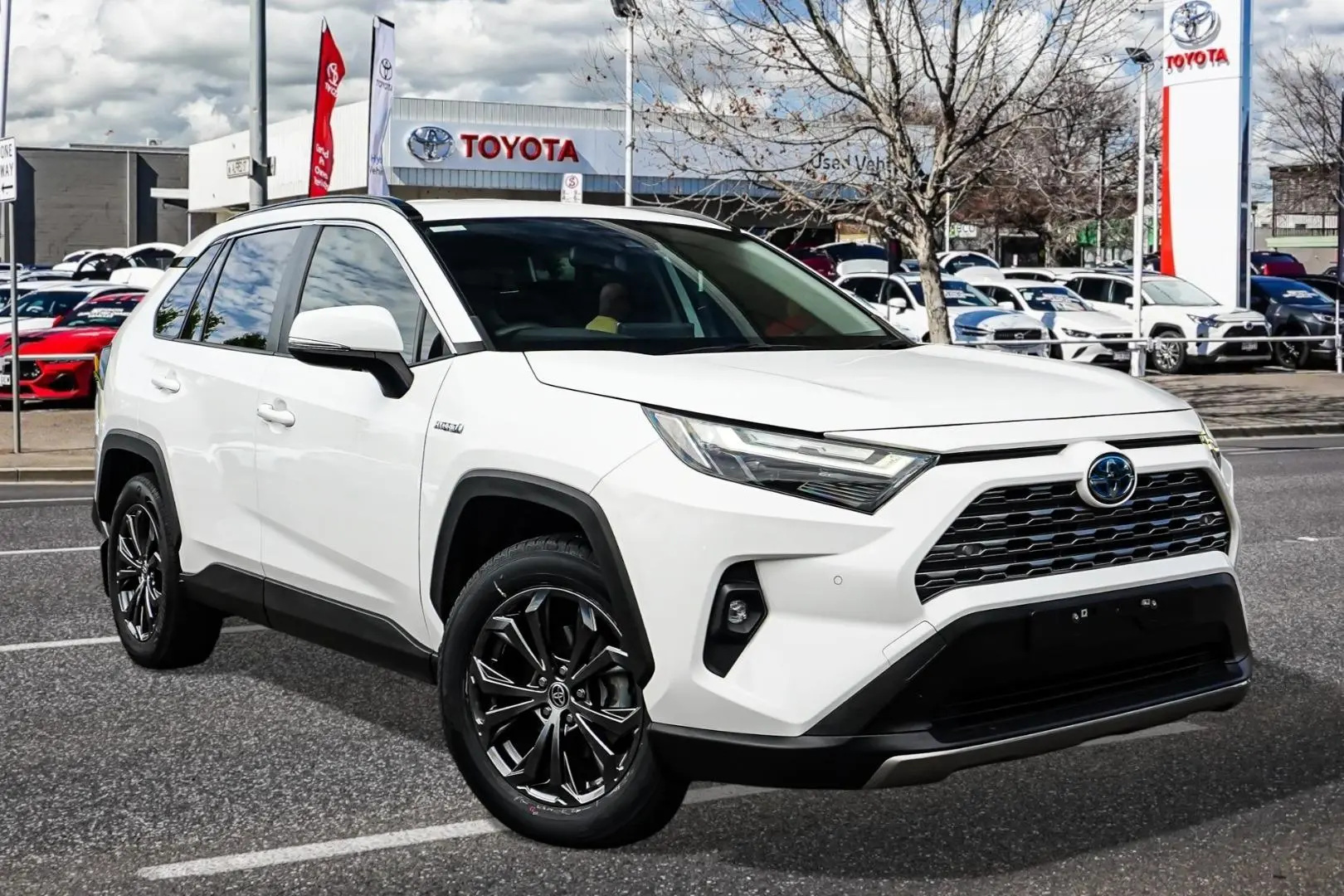 2022 Toyota RAV4 Gallery Image 1