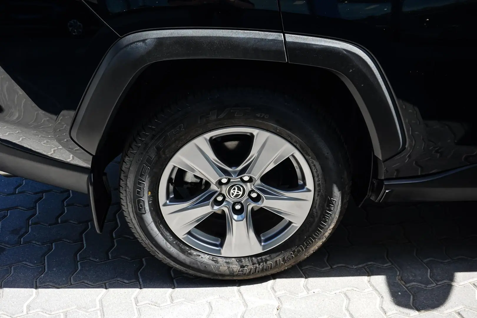 2022 Toyota RAV4 Gallery Image 17