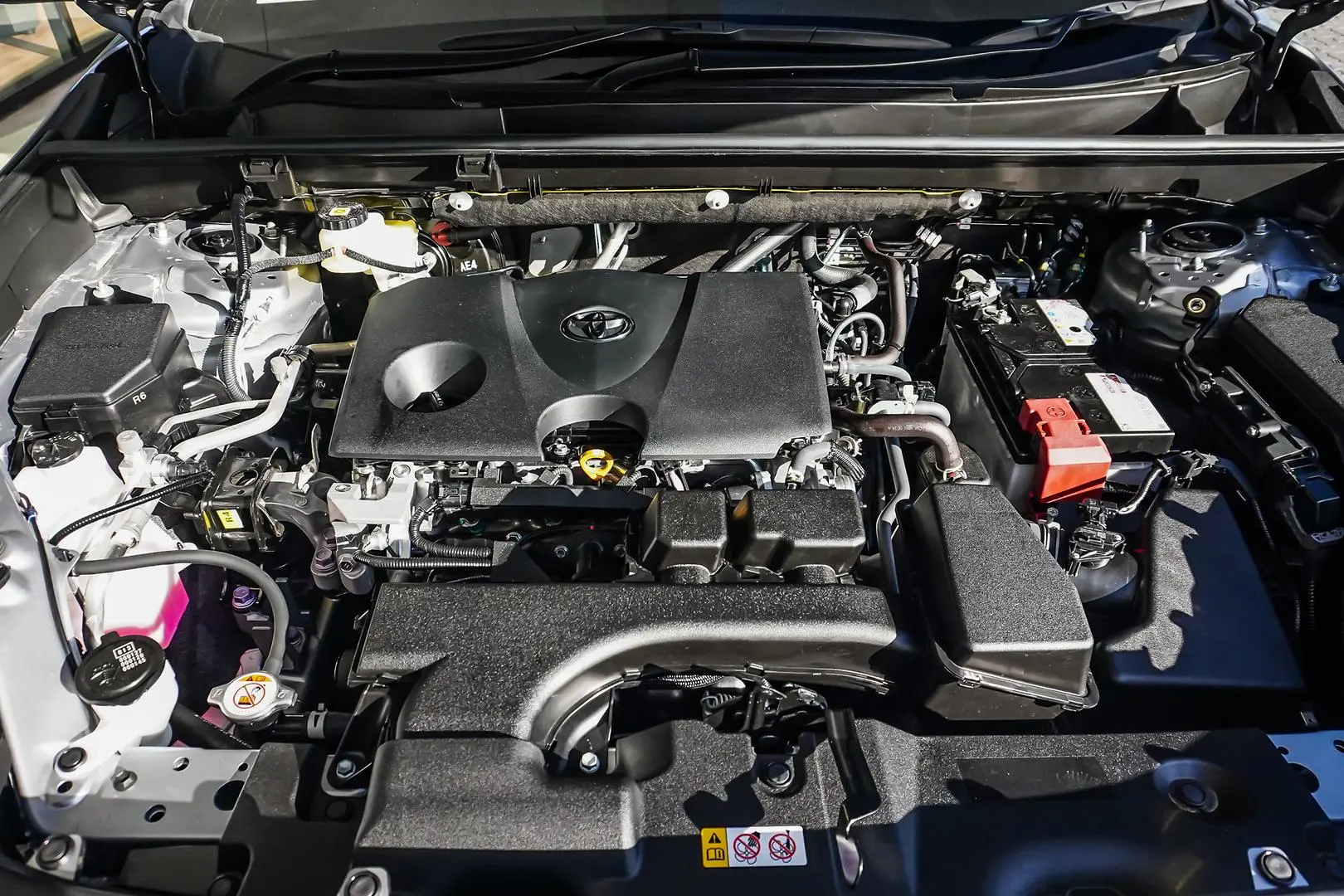 2024 Toyota RAV4 Gallery Image 23