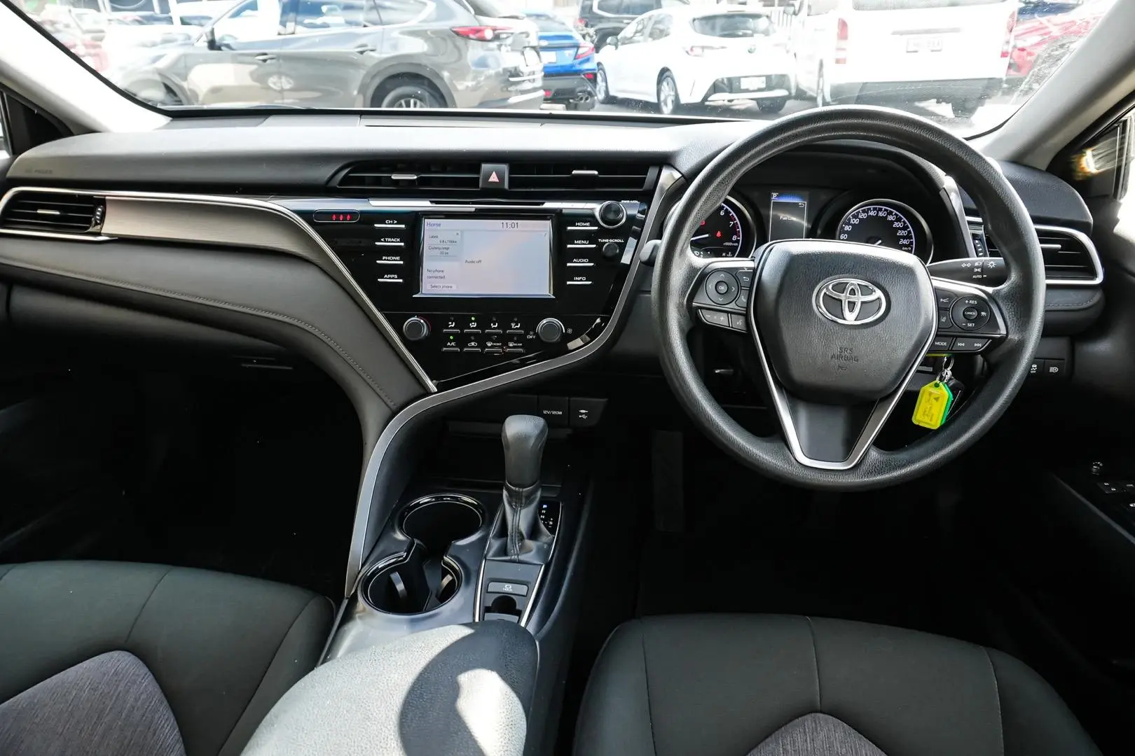 2018 Toyota Camry Gallery Image 9