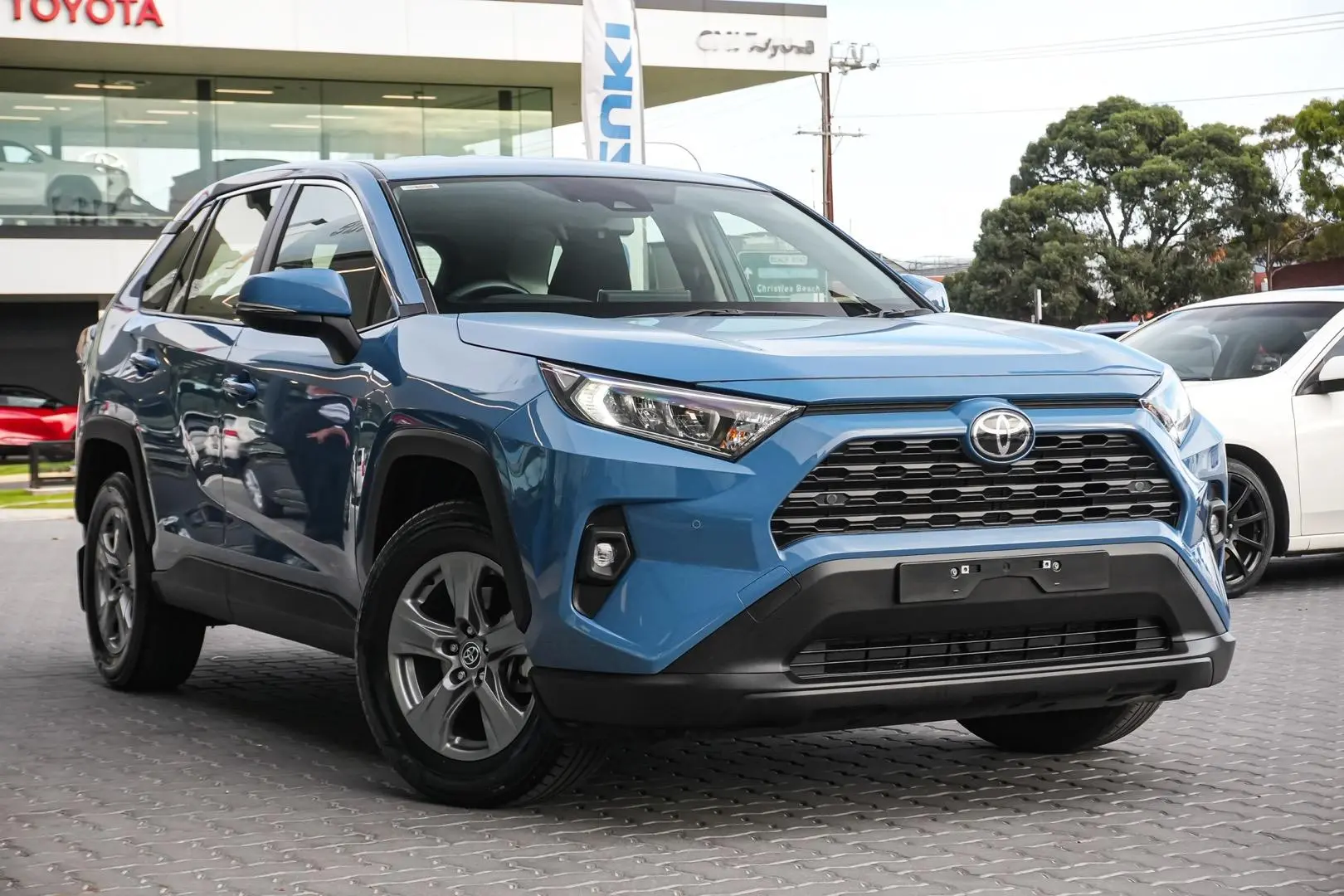 2024 Toyota RAV4 Gallery Image 2
