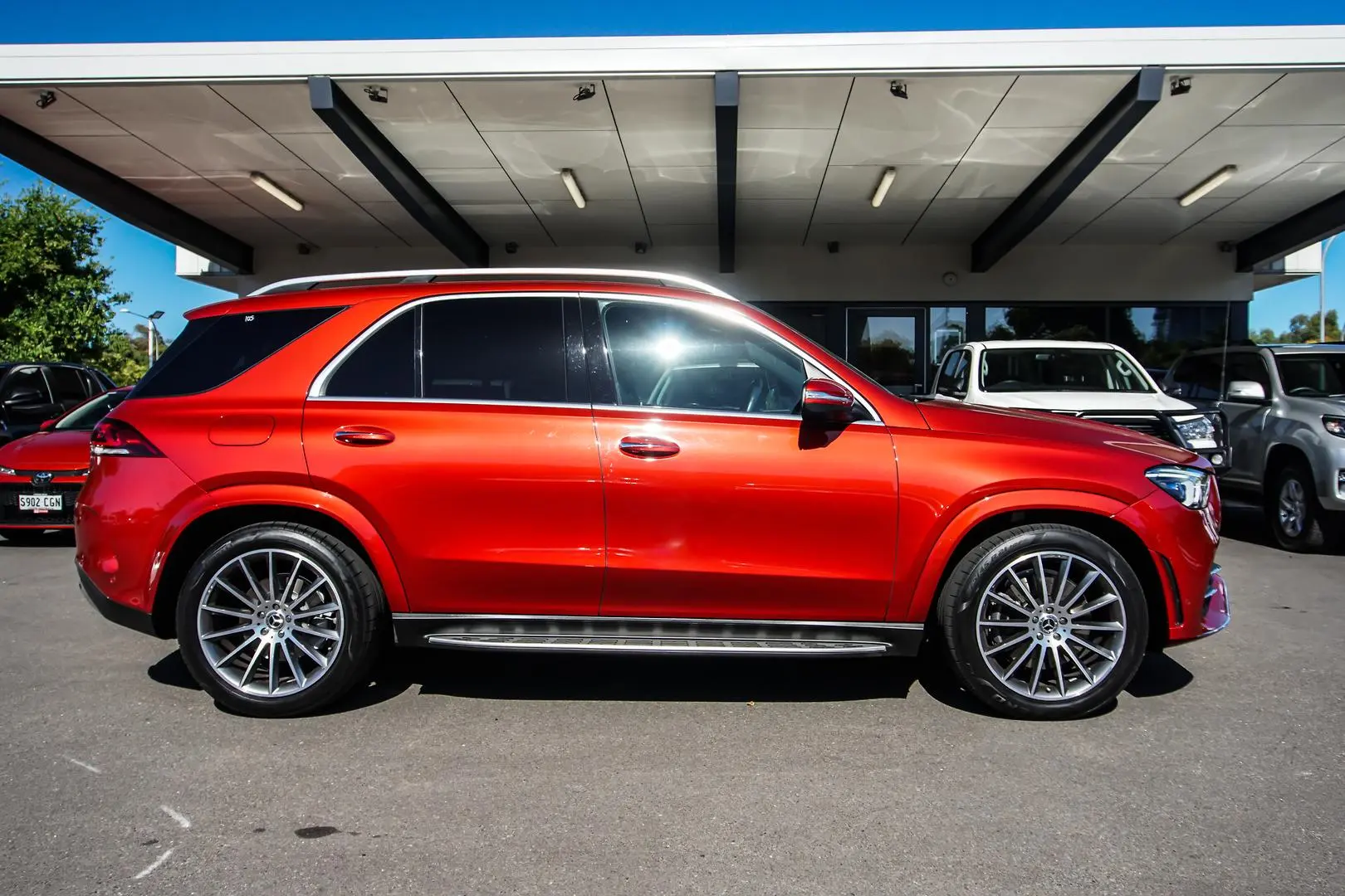 2019 Mercedes-Benz GLE-Class Gallery Image 4