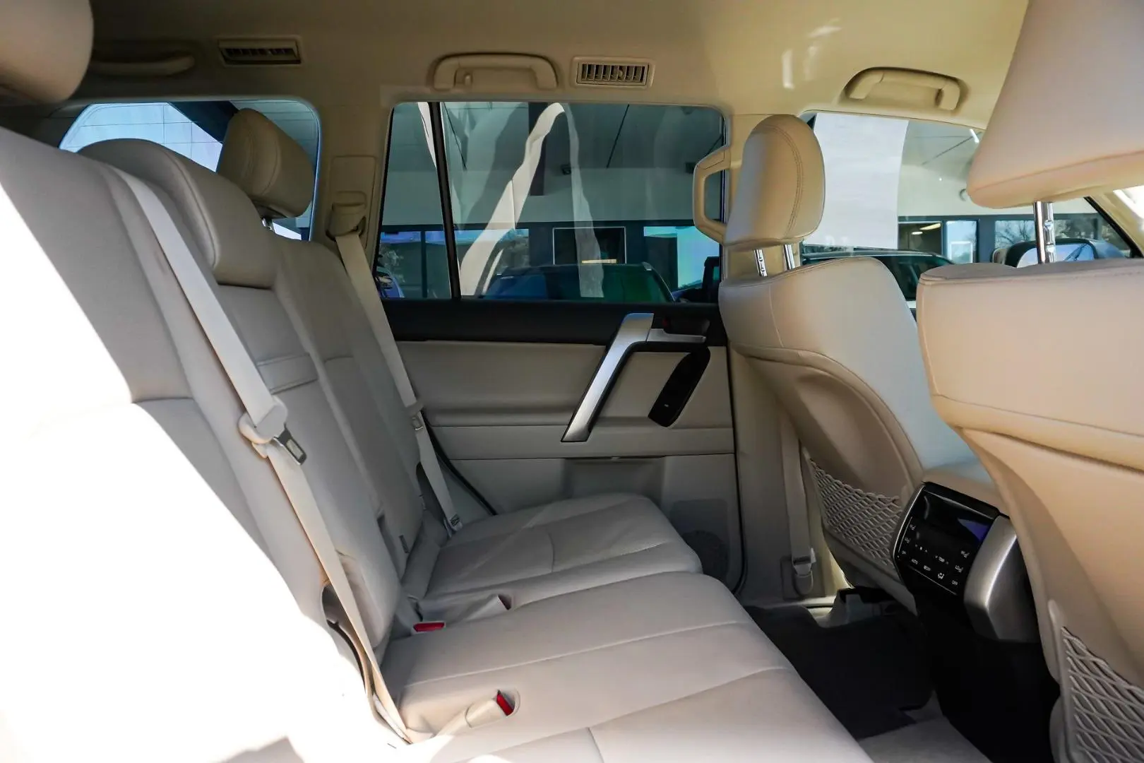 2023 Toyota Landcruiser Prado Gallery Image 7