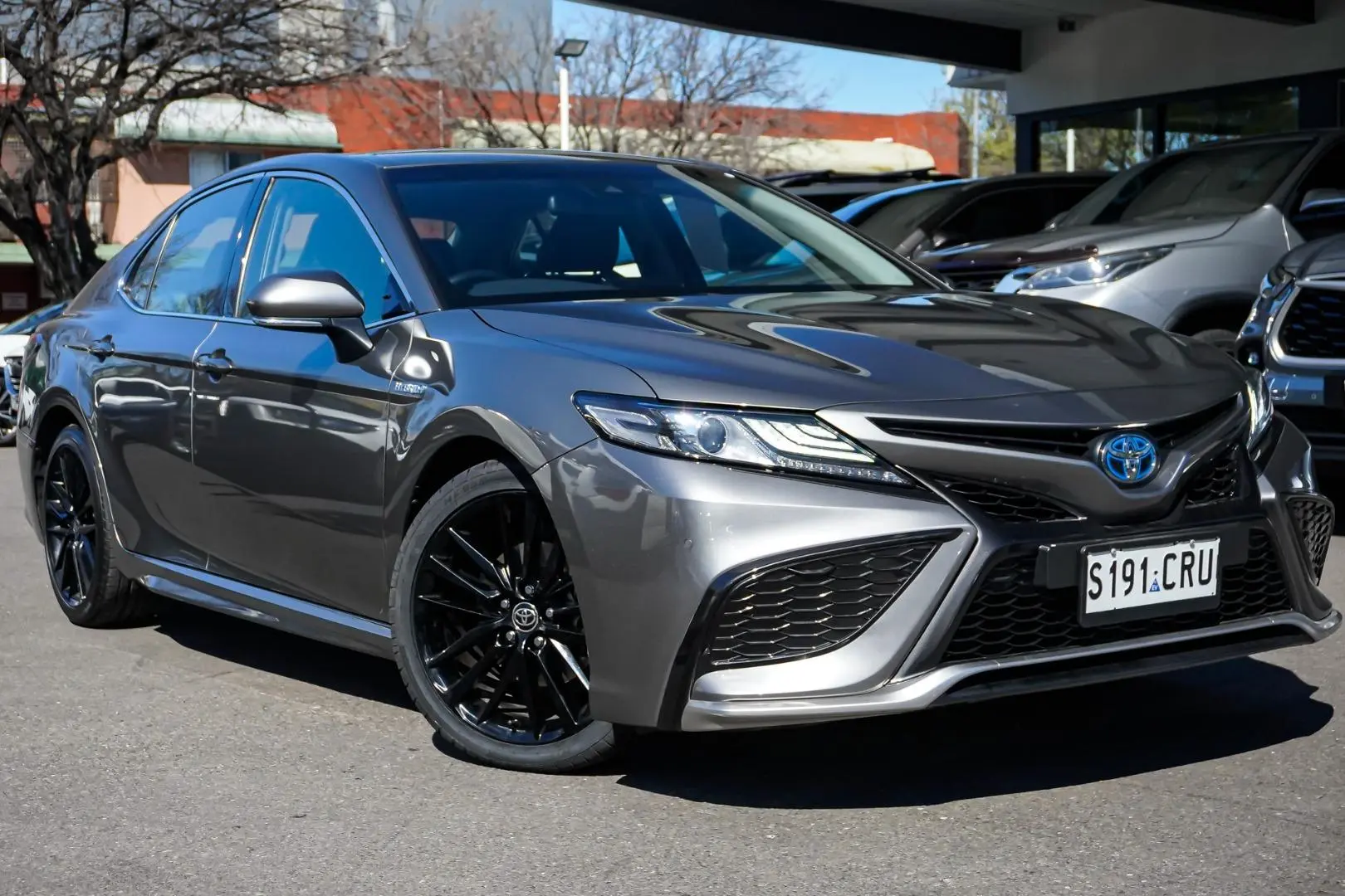 2022 Toyota Camry Gallery Image 2
