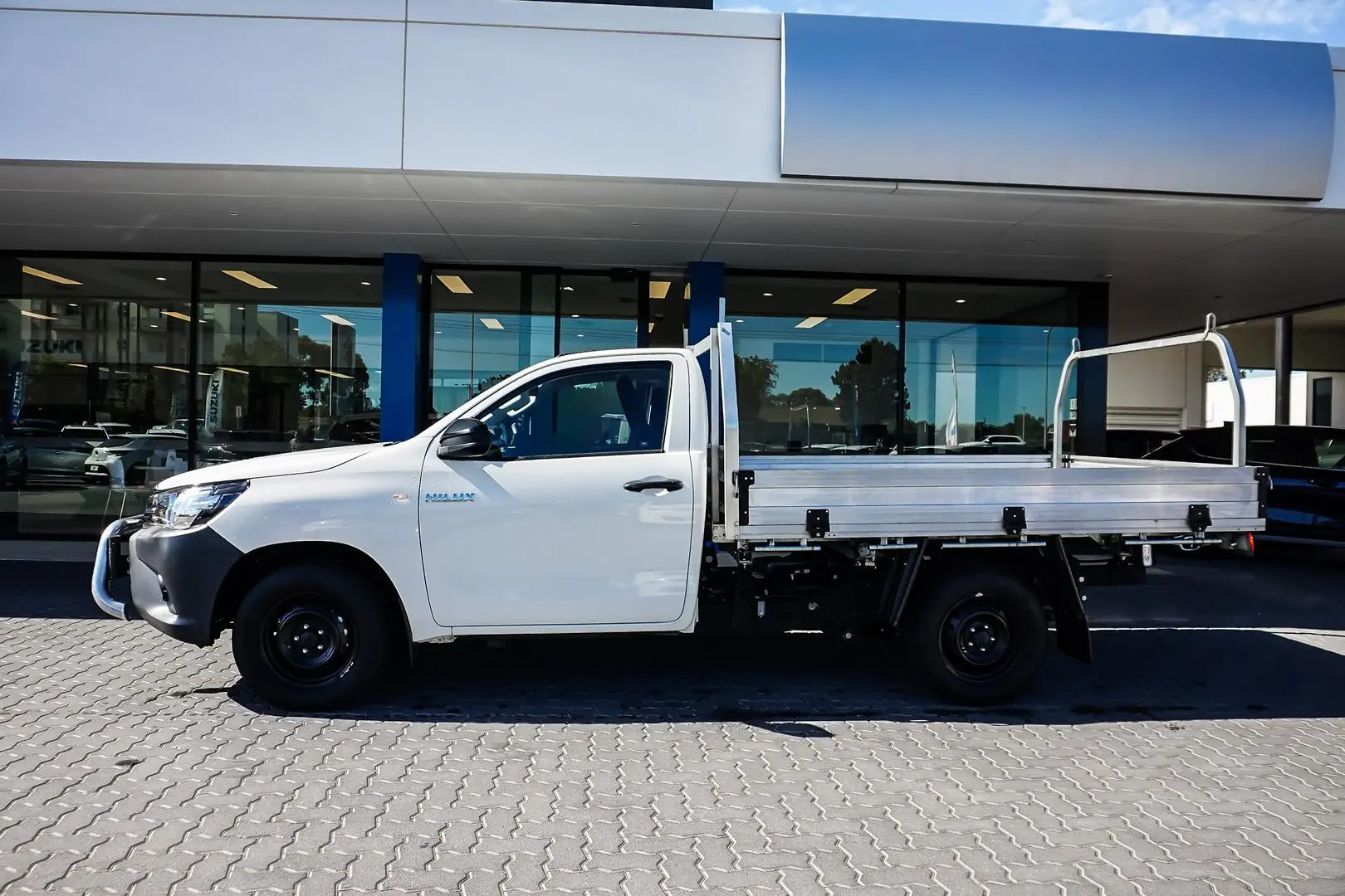 2021 Toyota Hilux Gallery Image 4