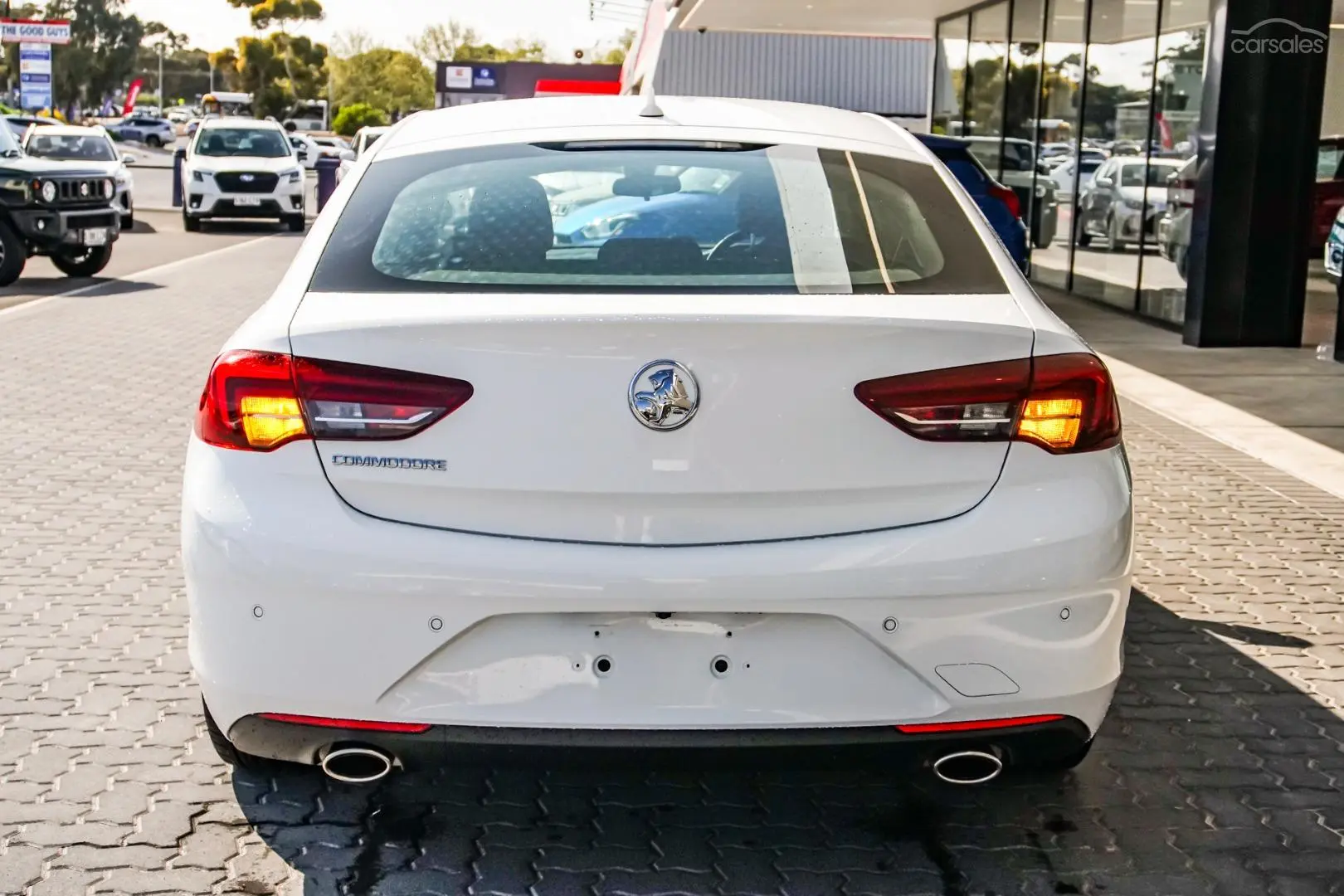 2018 Holden Commodore Image 5